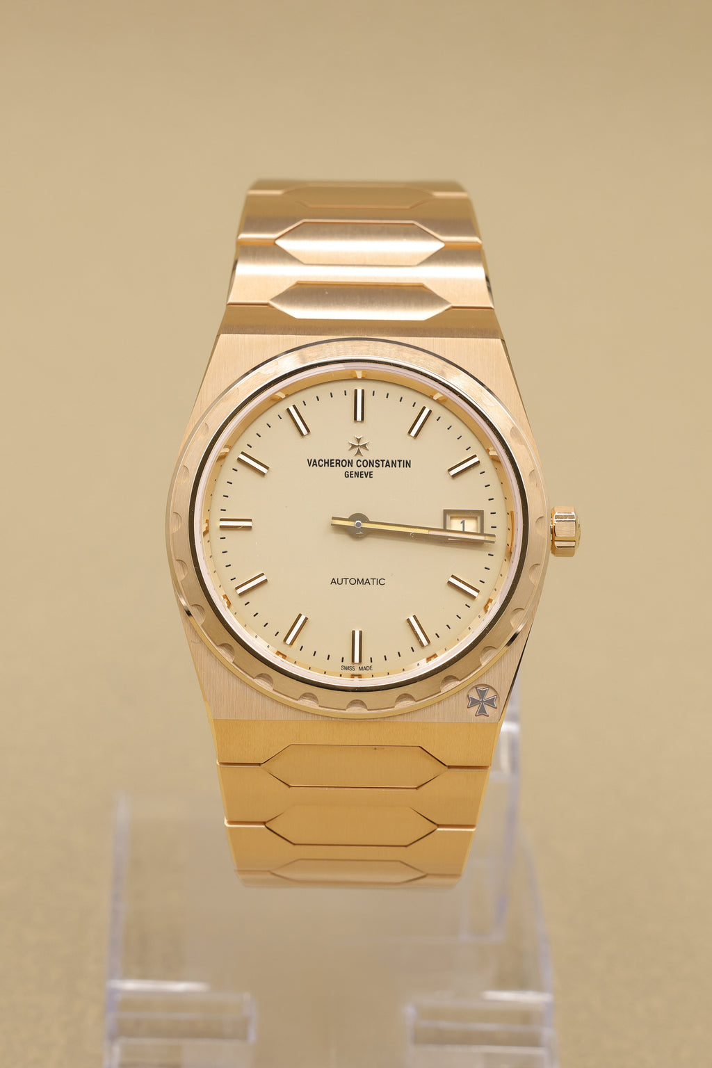 Vacheron Constantin Historiques Gold-toned Dial on Bracelet 4200H/222J-B935 Complete 2026