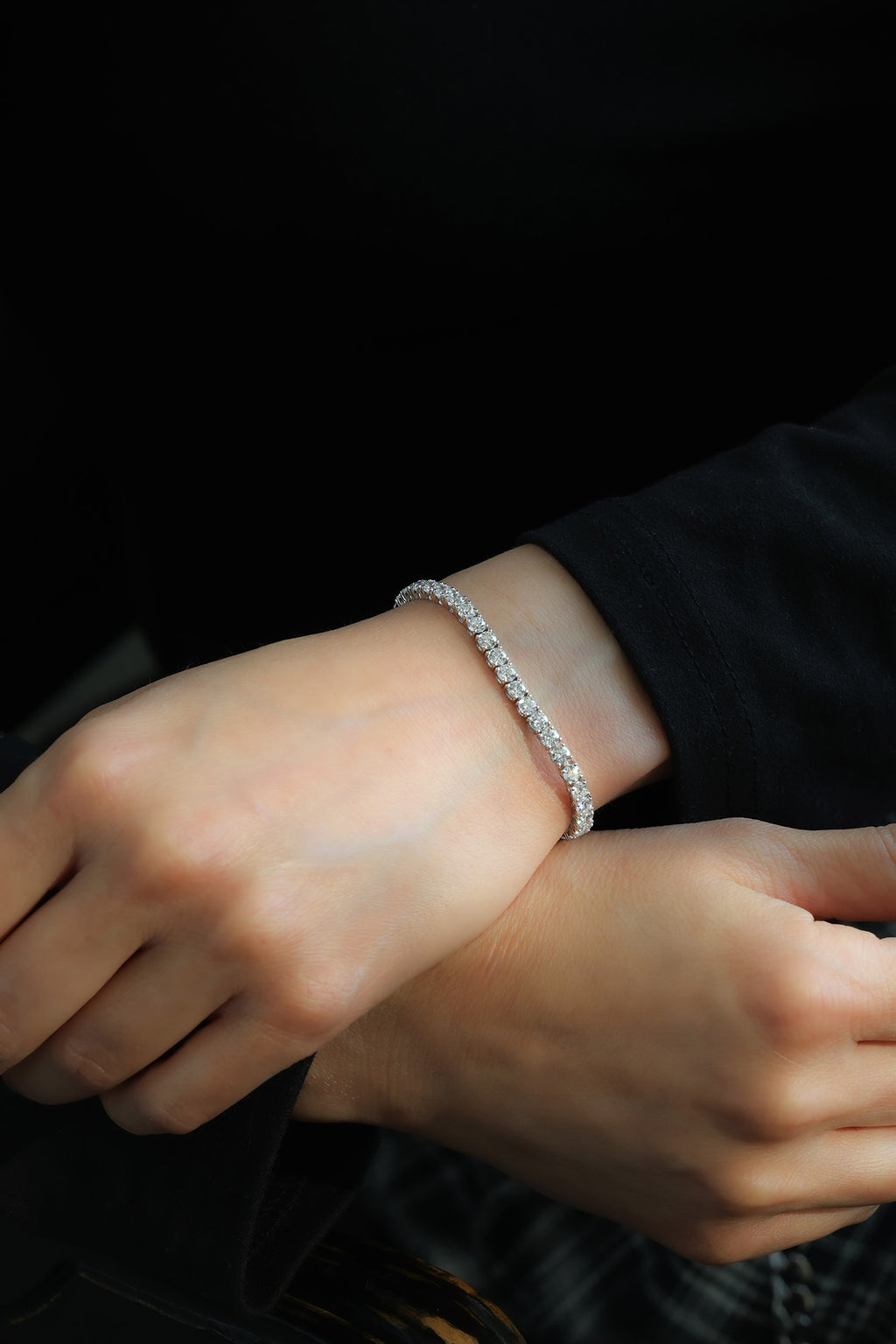 Tennis Court Diamond Bracelet in 14K White Gold, 6.65ct B-665RD