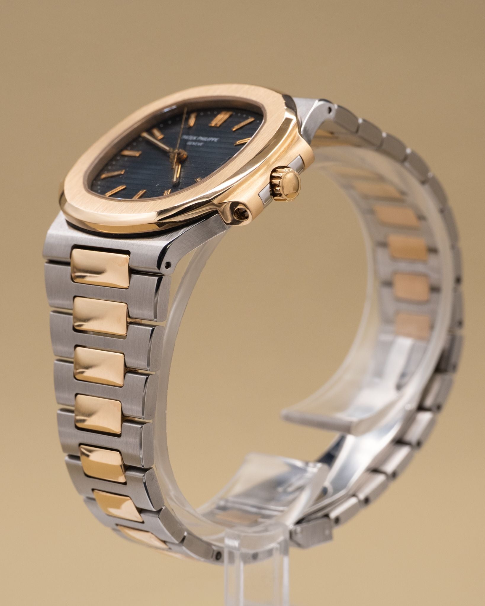 Patek Philippe Nautilus Blue Dial on Two tone 3800/001 Papers 1994