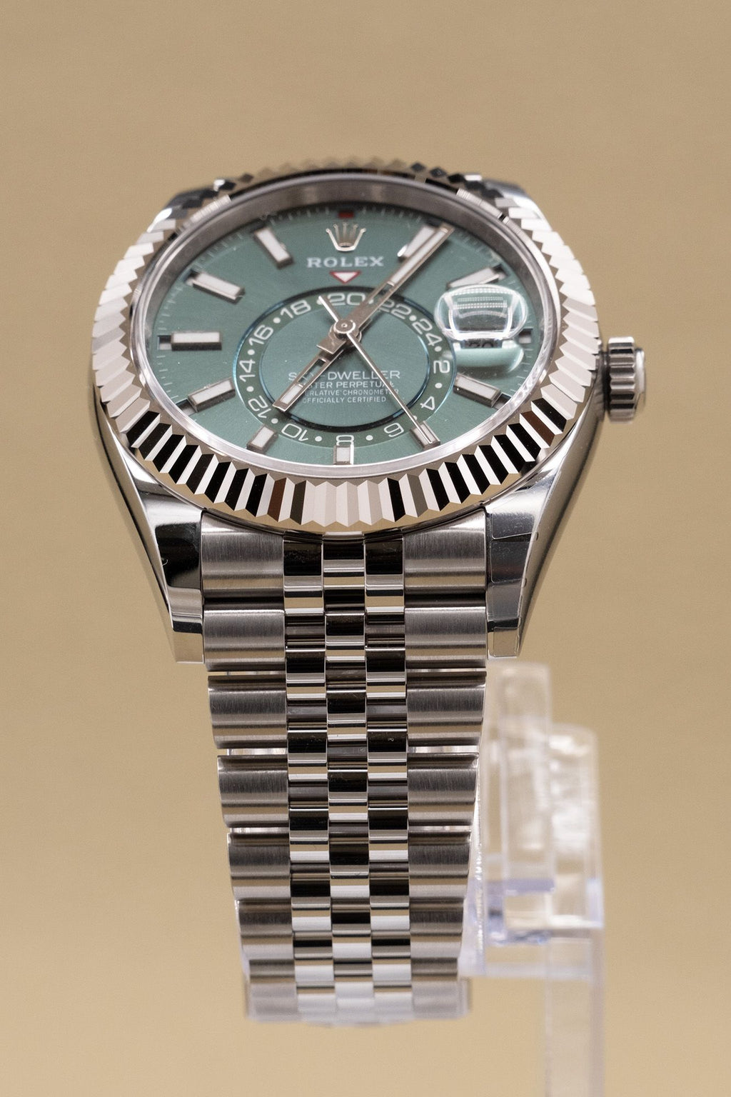Rolex SkyDweller Mint Green Dial on Jubilee 336934 Complete 2026