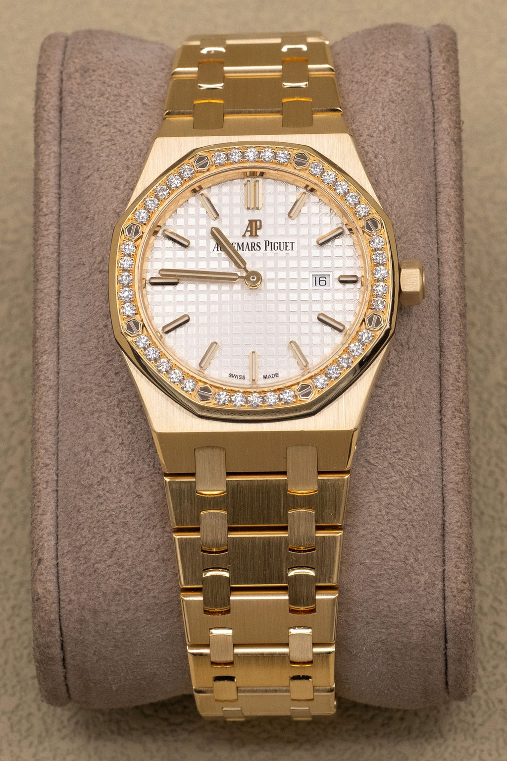 Audemars Piguet Royal Oak Quartz Ladies Silver Dial on Bracelet 67651BA.ZZ.1261BA.01 Complete 2017