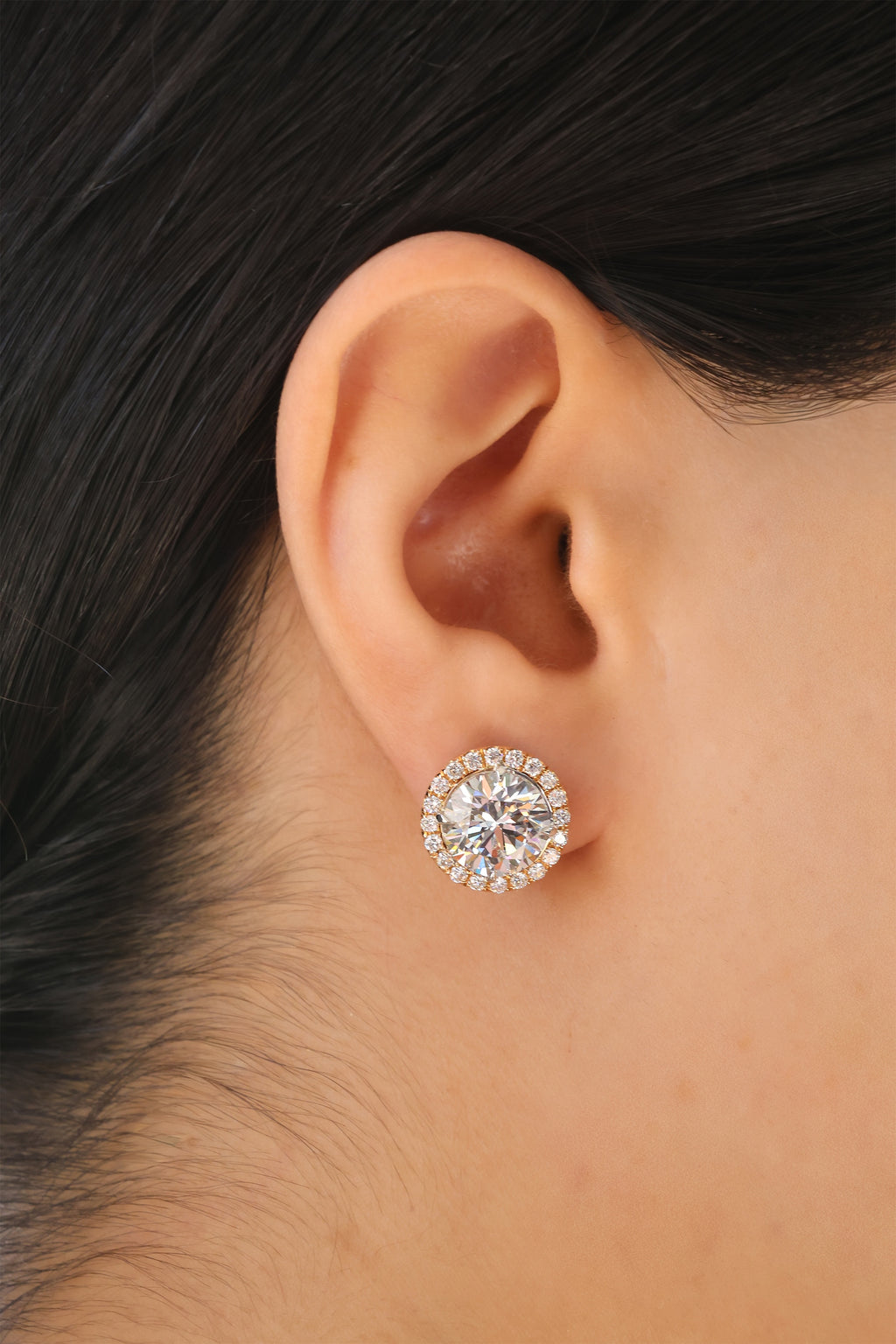 White Gold TWO-TONE - HALO IGL E VS1 Studs 26.324 cts.