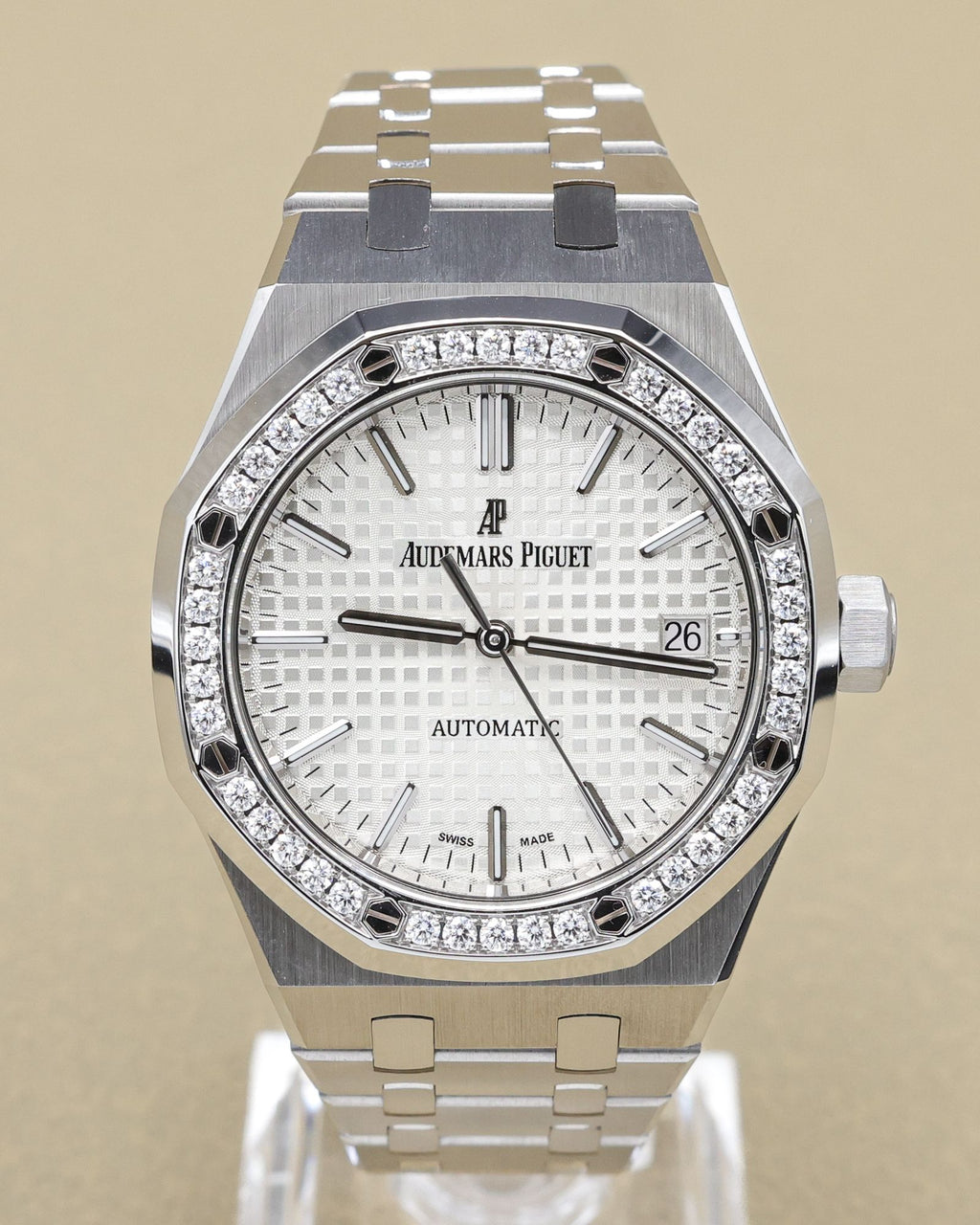 Audemars Piguet Royal Oak Selfwinding Silver Dial on Steel 15451ST.ZZ.D011CR.01 Archives 2013