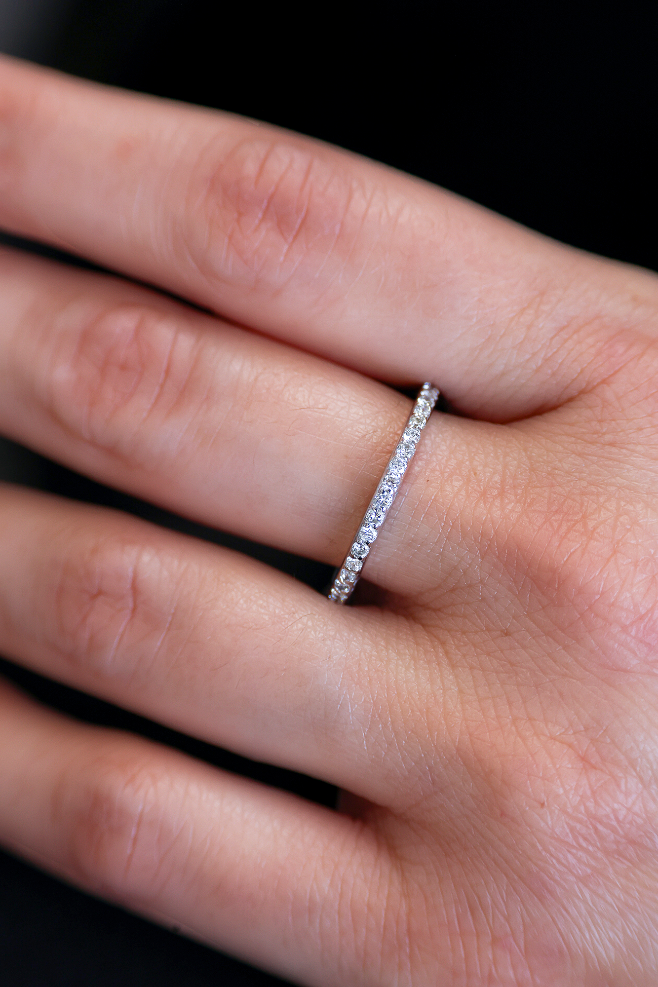 Round Natural Diamond Eternity Band 18KT White Gold 0.75ct R-75RD