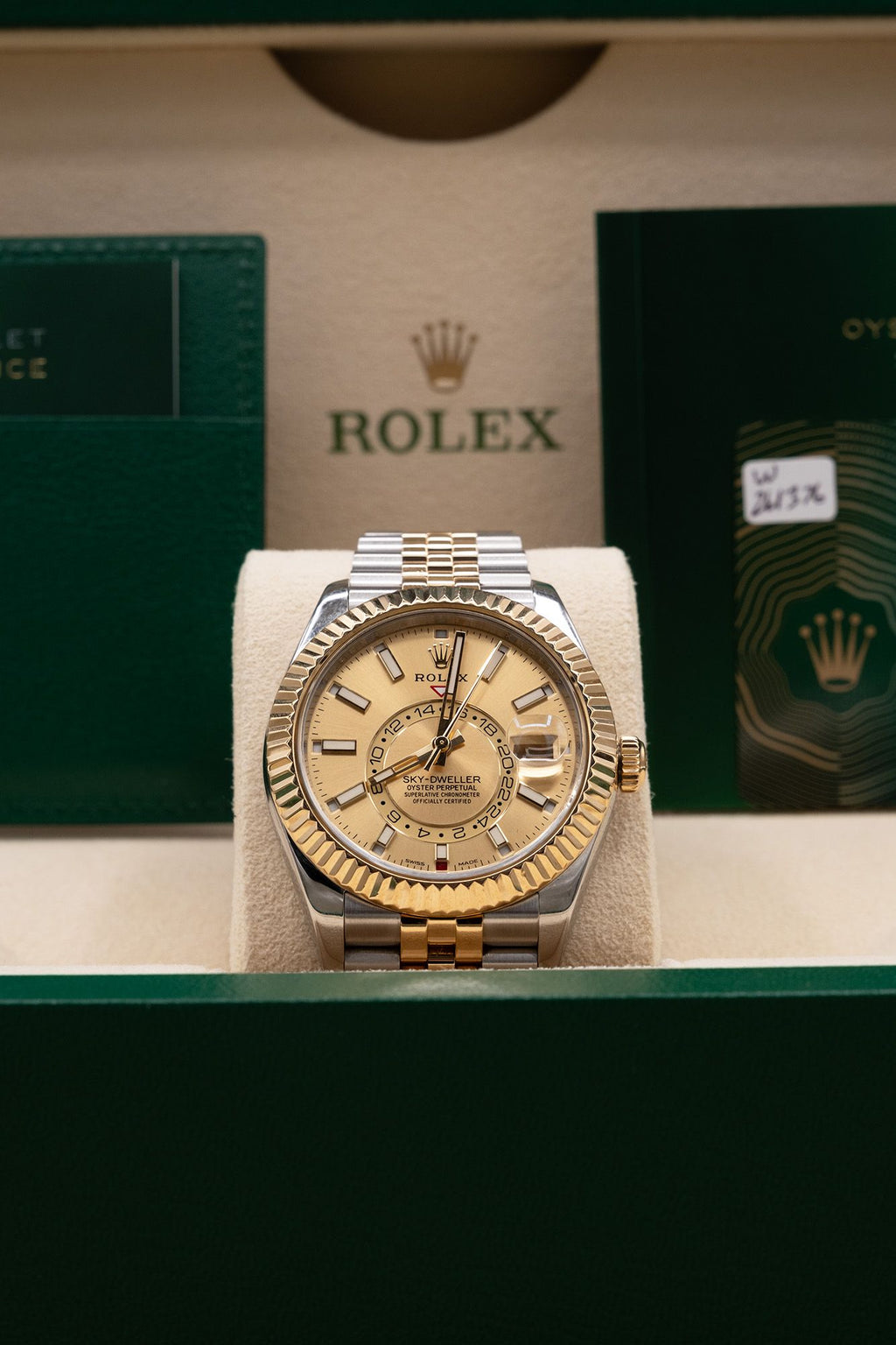 Rolex SkyDweller Champagne Dial on Jubilee 326933 Complete 2023