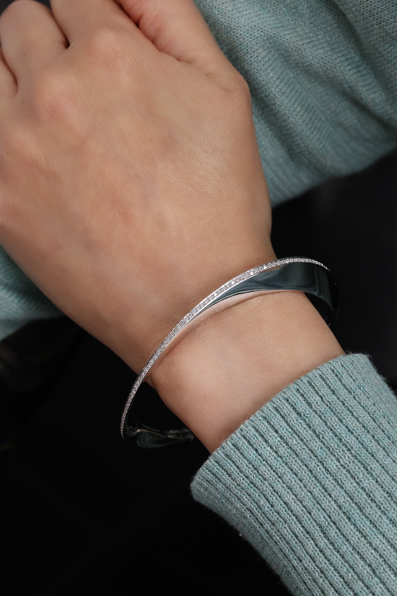 Johann Paul Bangles and Cuffs Designer Jewelry Bracelet B-3220BANG