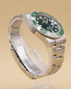 Rolex Submariner Hulk Green Dial on Oyster 116610LV Complete 2019