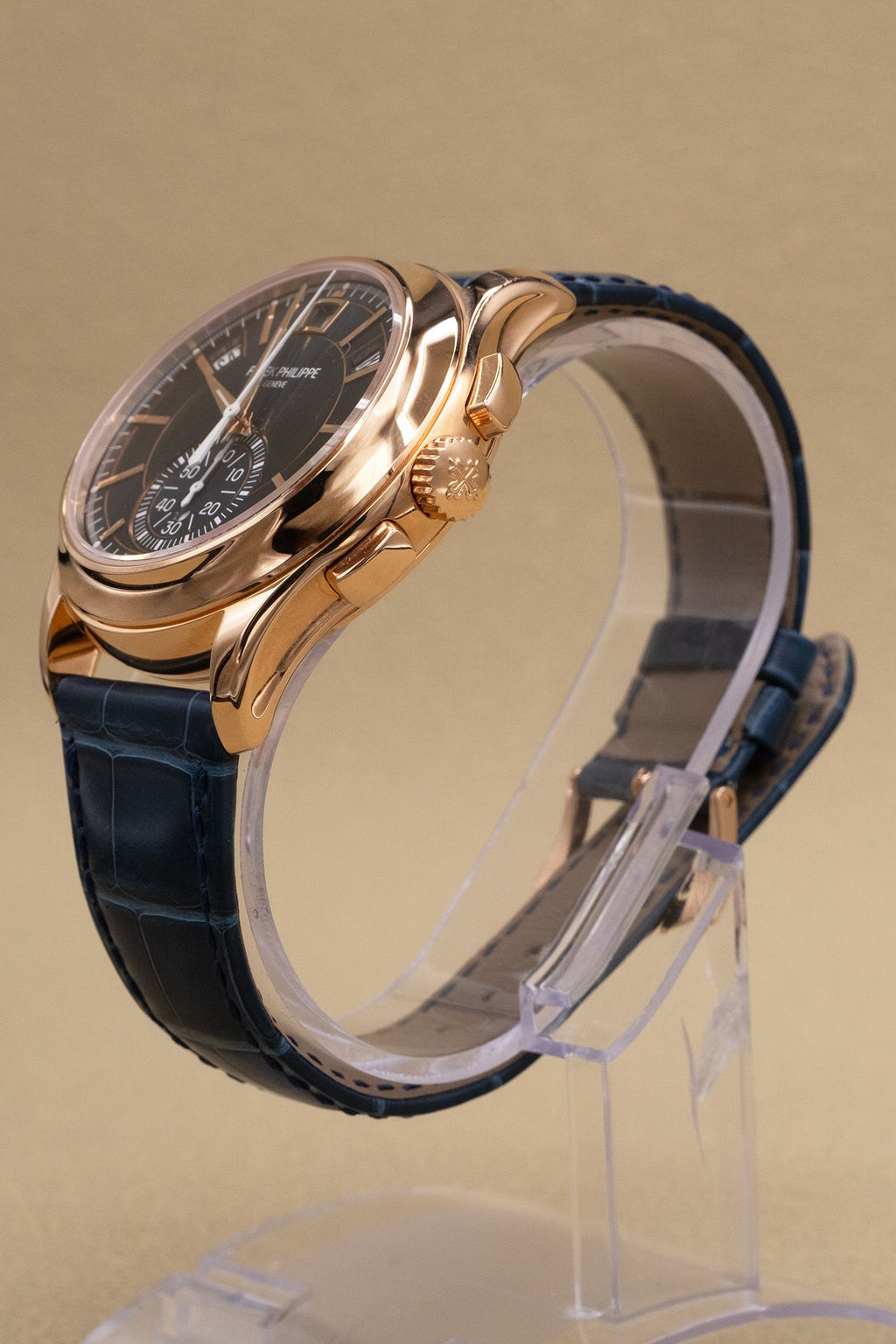 Patek Philippe Complications - Flyback Chronograph Blue Dial on Strap 5905R-010 Complete 2023
