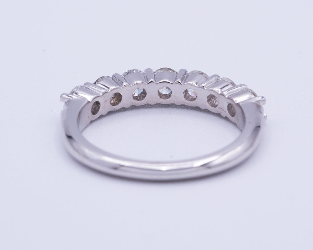 White Gold - Men's Band 1.05 cts.