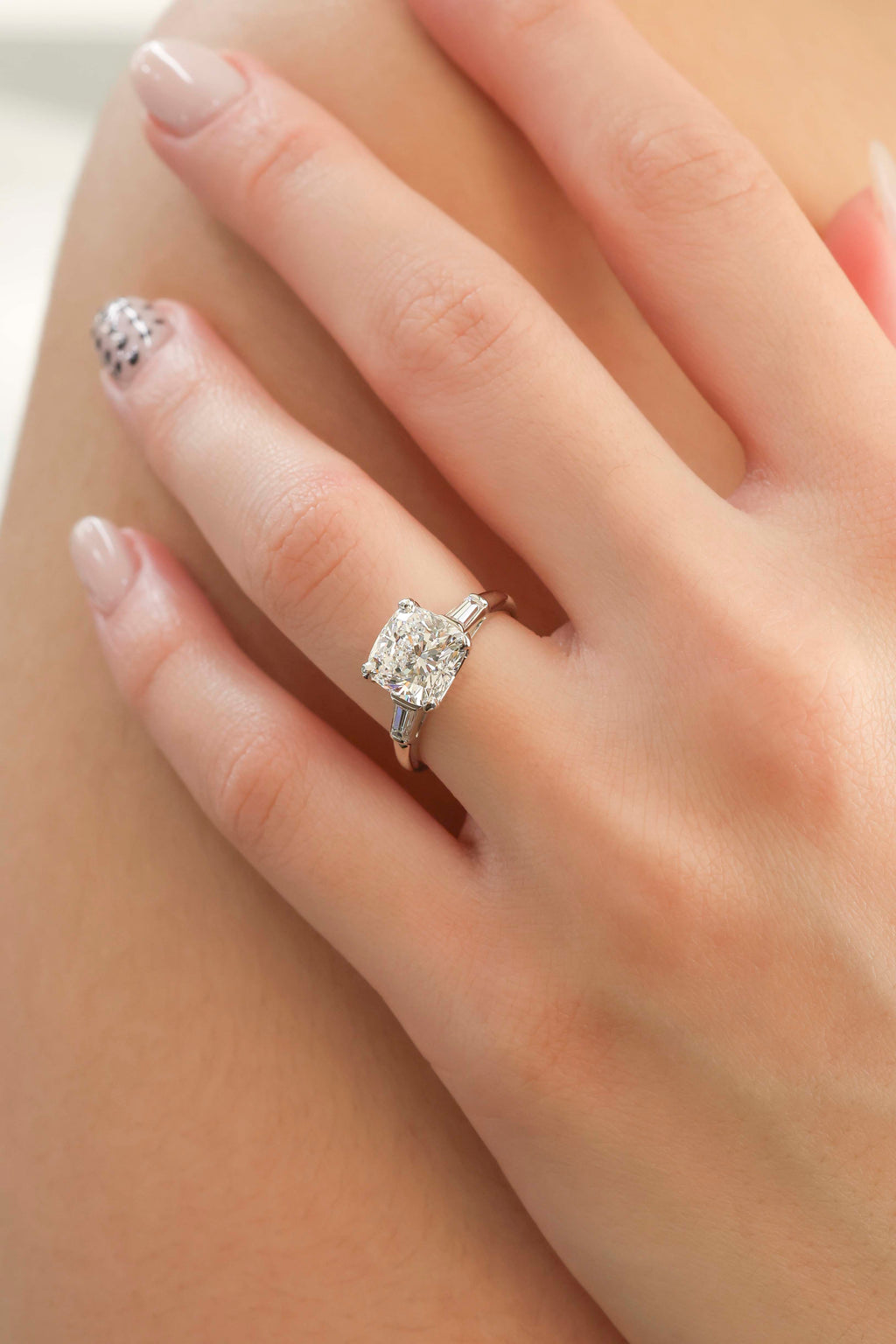 GIA Cushion Cut Natural Diamond Three Stone Platinum Ring 4.18ct R-334CU