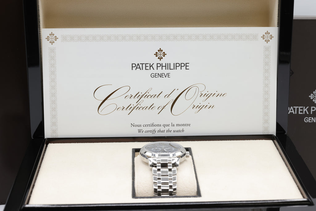 Patek Philippe Complications - Annual Calendar - Moon Phases Blue Dial on Bracelet 4947/1A-001 Complete 2024