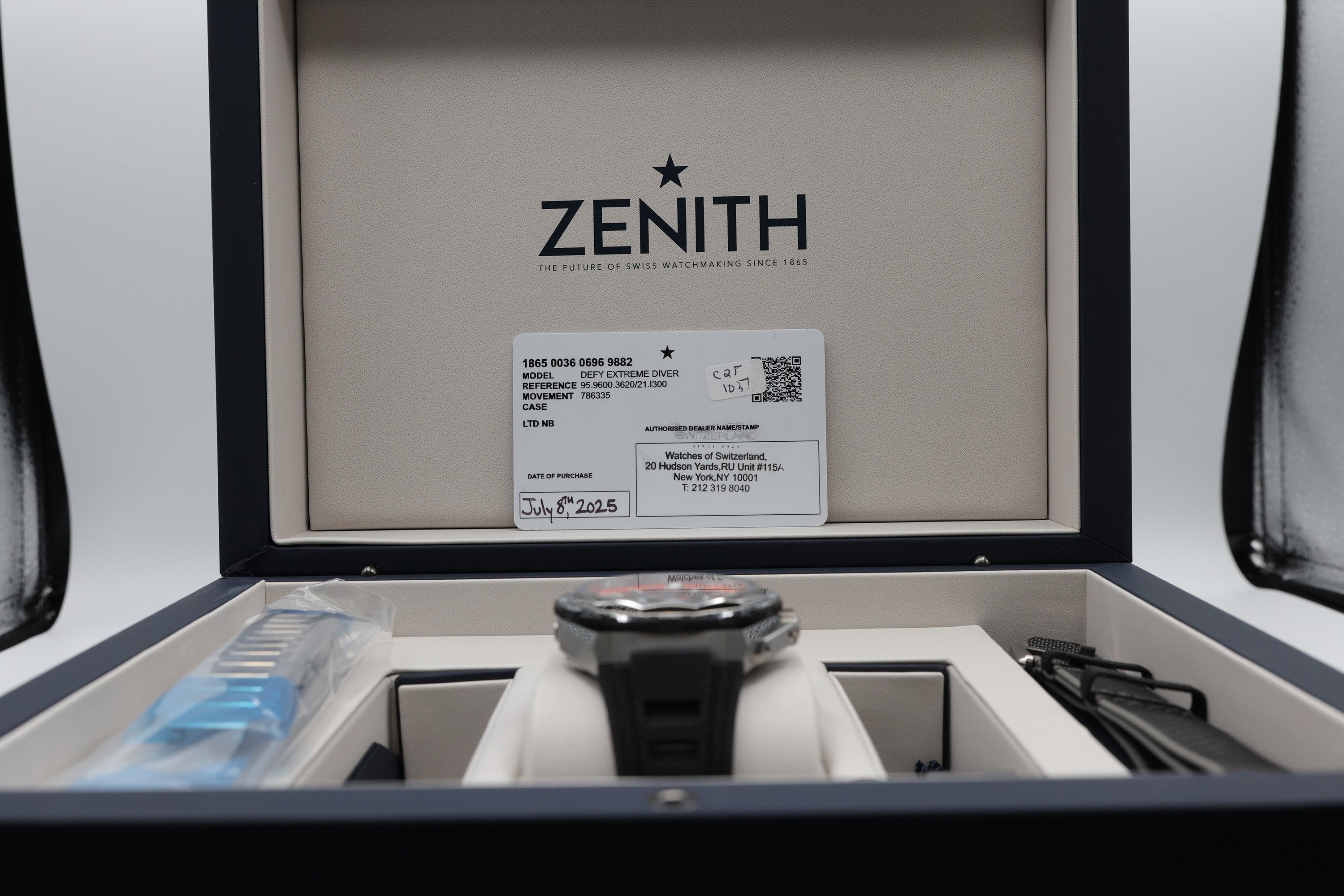 Zenith DEFY EXTREME DIVER Orange & Black Dial Dial on Black Rubber 95.9600.3620 Complete 2025