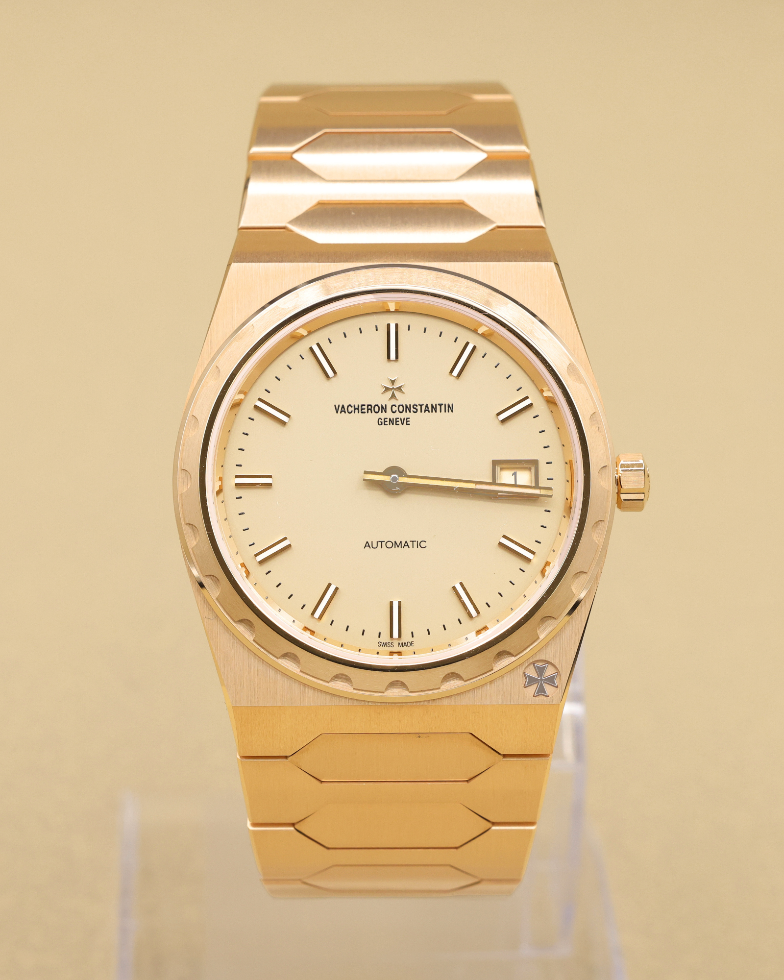 Vacheron Constantin Historiques Gold-toned Dial on Bracelet 4200H/222J-B935 Complete 2026