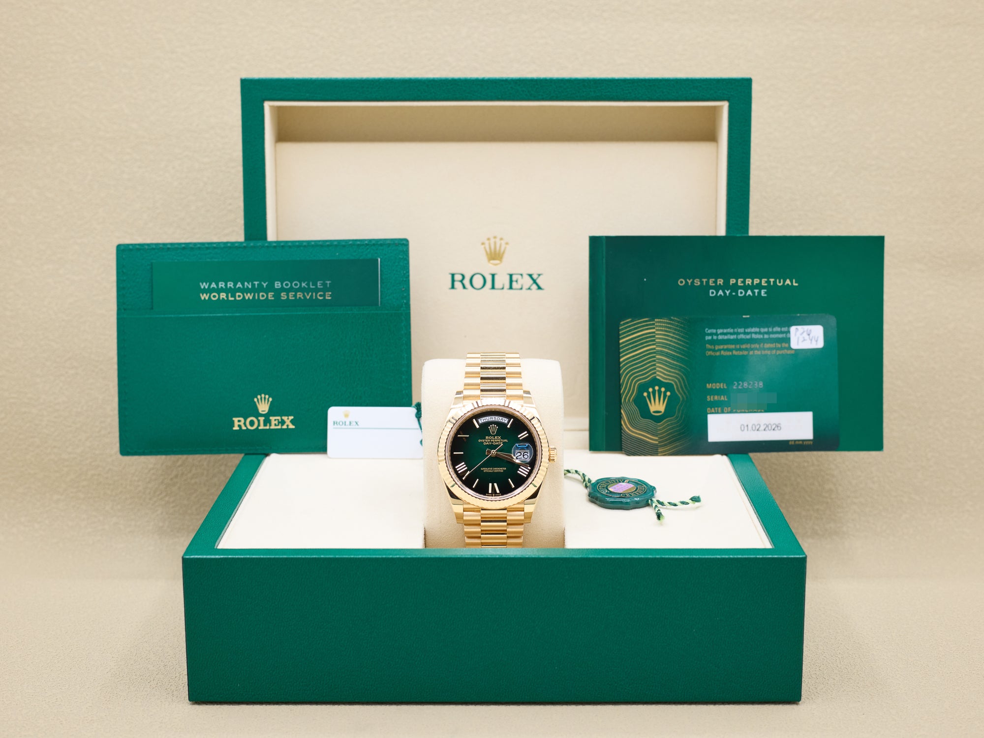 Rolex Day-Date 40 Green Ombre Roman Dial on President 228238 Complete 2026