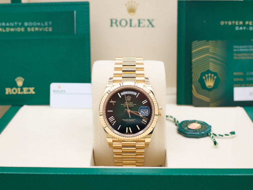 Rolex Day-Date 40 Green Ombre Roman Dial on President 228238 Complete 2026