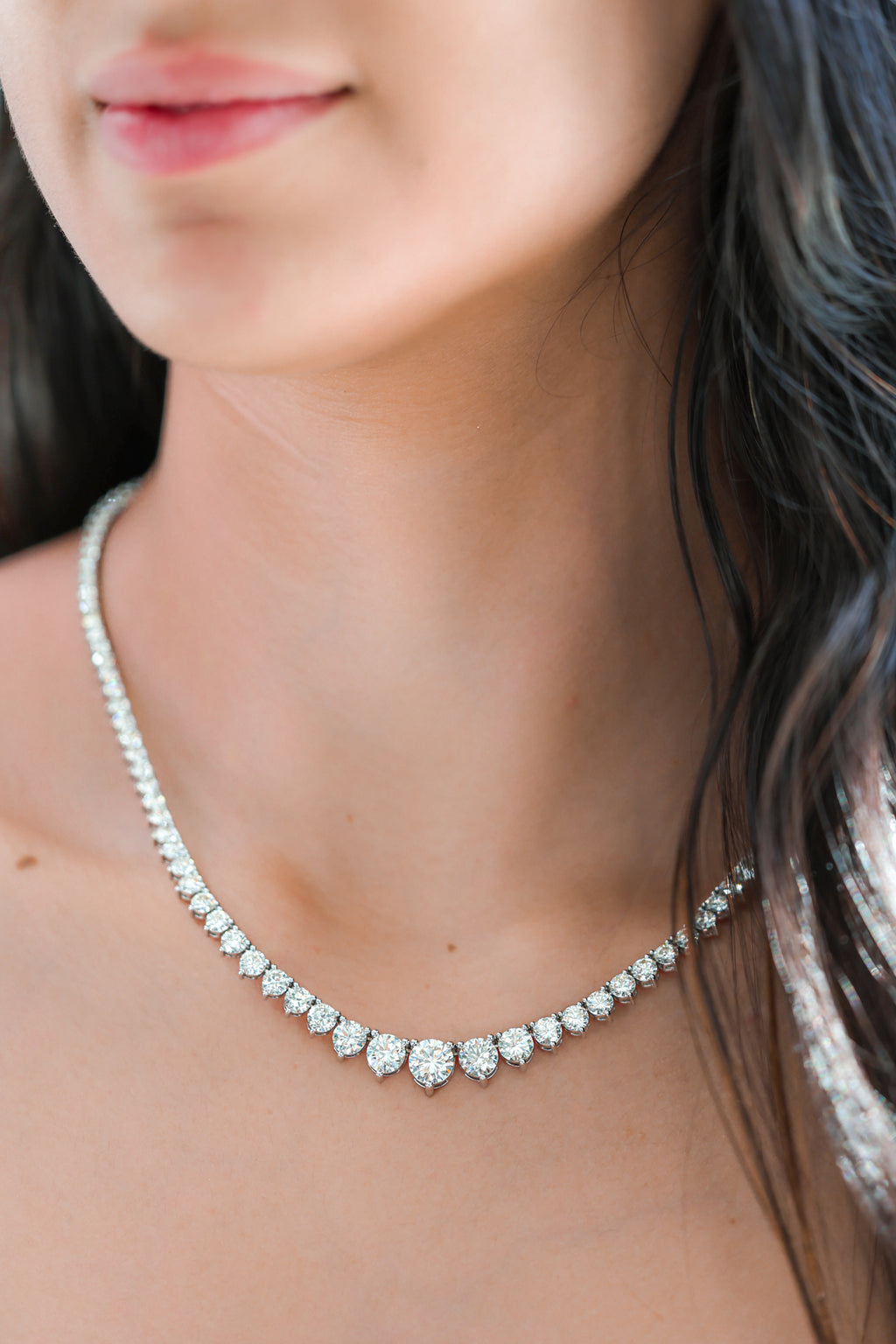 18K White Gold Round Diamond Graduated Tennis Necklace 26.4ct N-2081