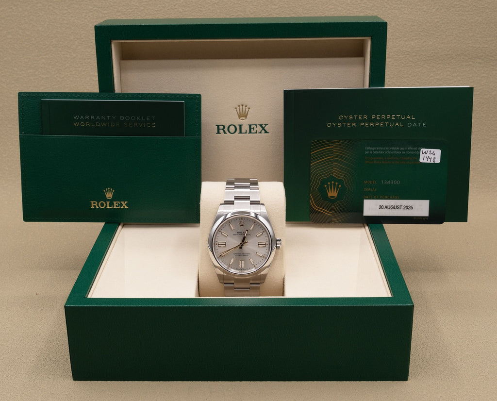 Rolex Oyster Perpetual 41 Silver Dial on Oyster 134300 Complete 2025