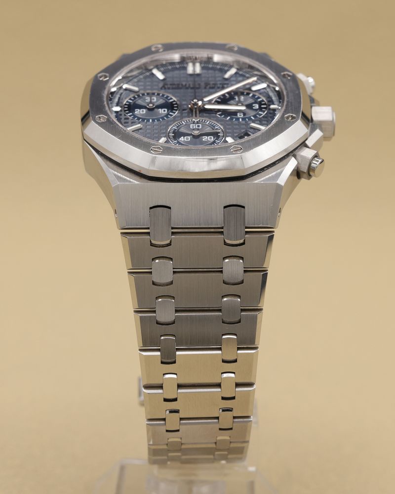Audemars Piguet Royal Oak Chronograph "50th Anniversary" Blue Dial on Bracelet 26240ST.OO.1320ST.01 Complete 2022