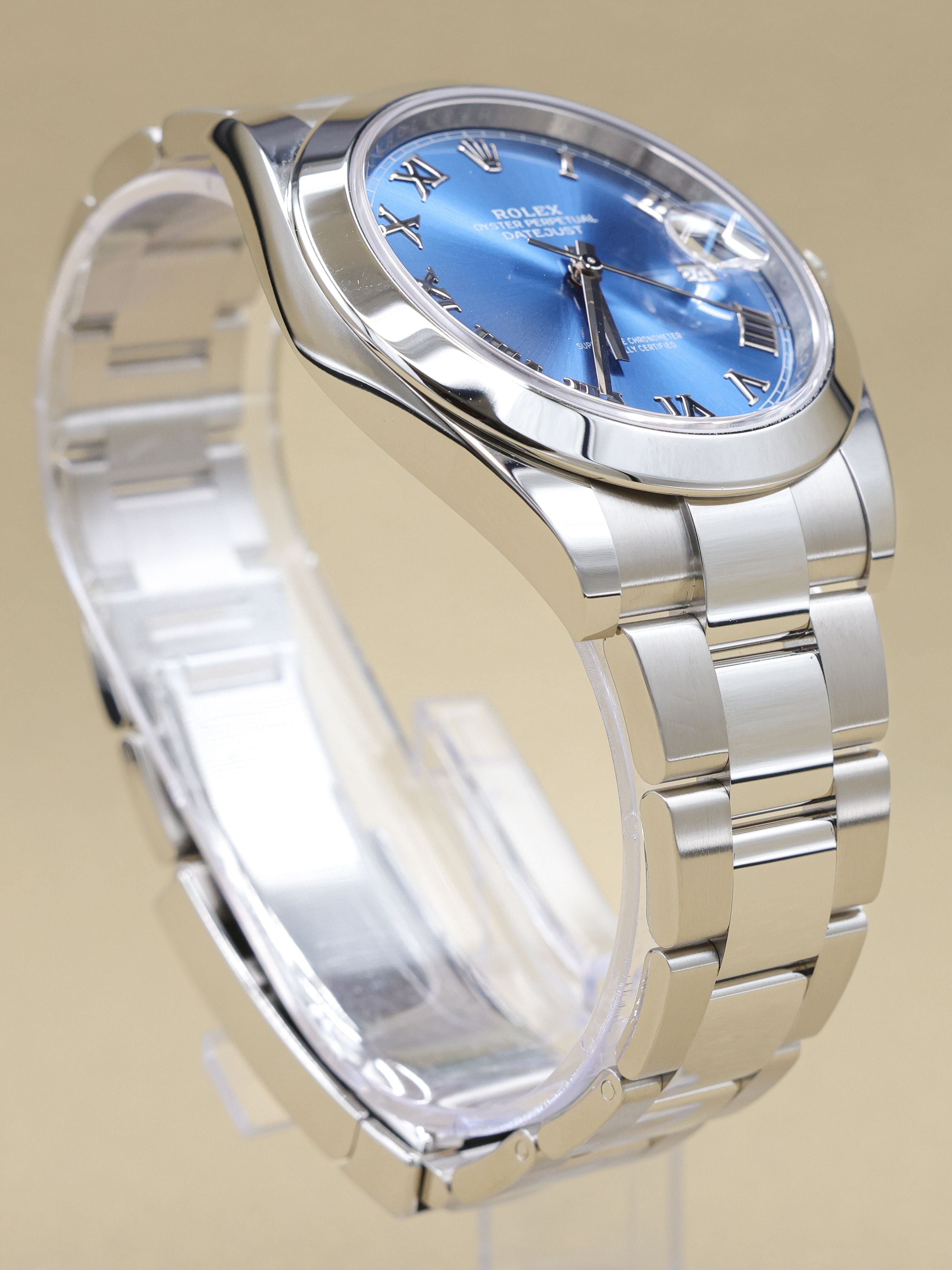 Rolex Datejust 41 Blue Roman Dial on Oyster 126300 Complete 2022