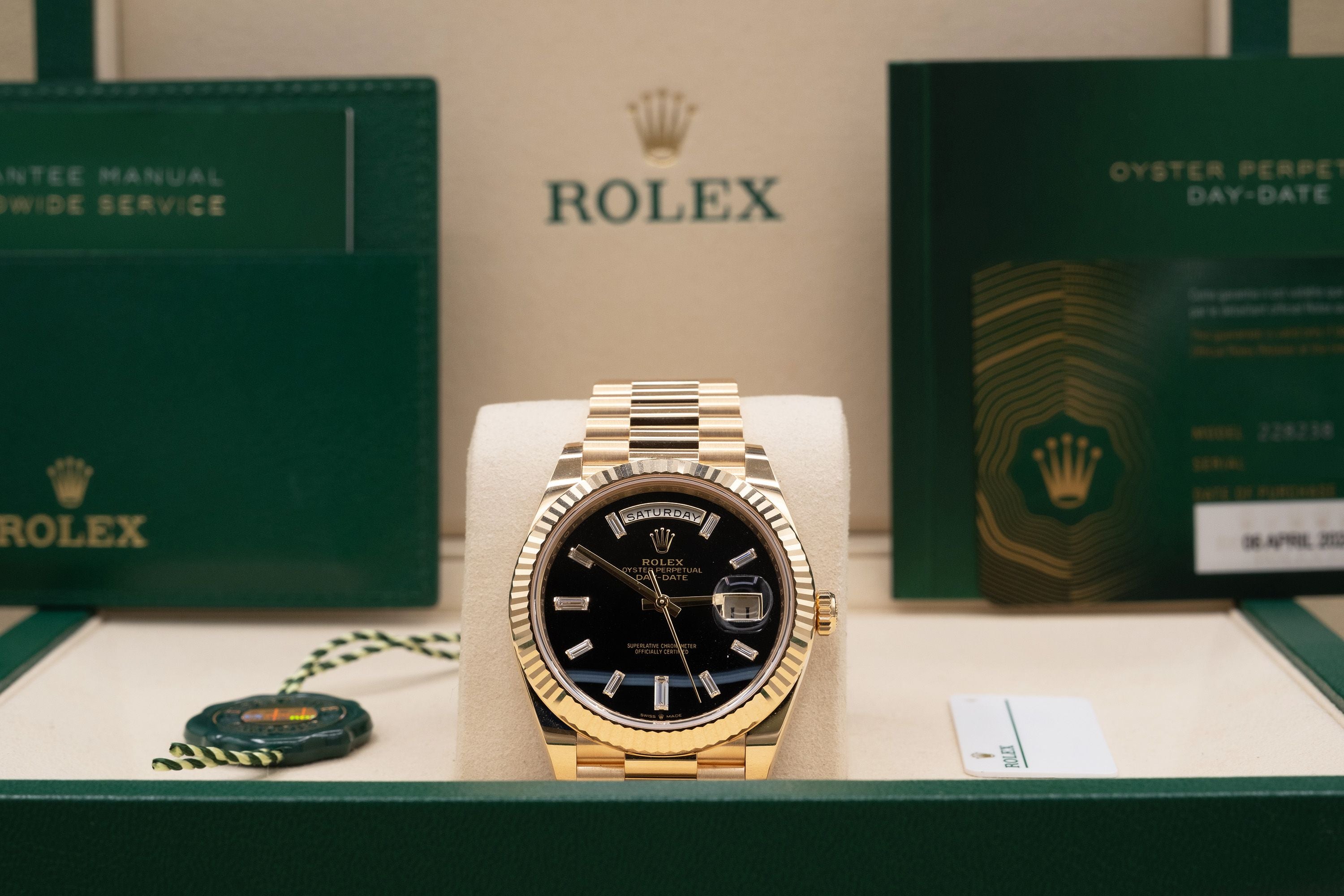 Rolex Day-Date 40 Onyx Dial on President 228238 Complete 2026