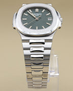 Patek Philippe Nautilus Olive Green Dial on Bracelet 5711/1A-014 Complete 2021