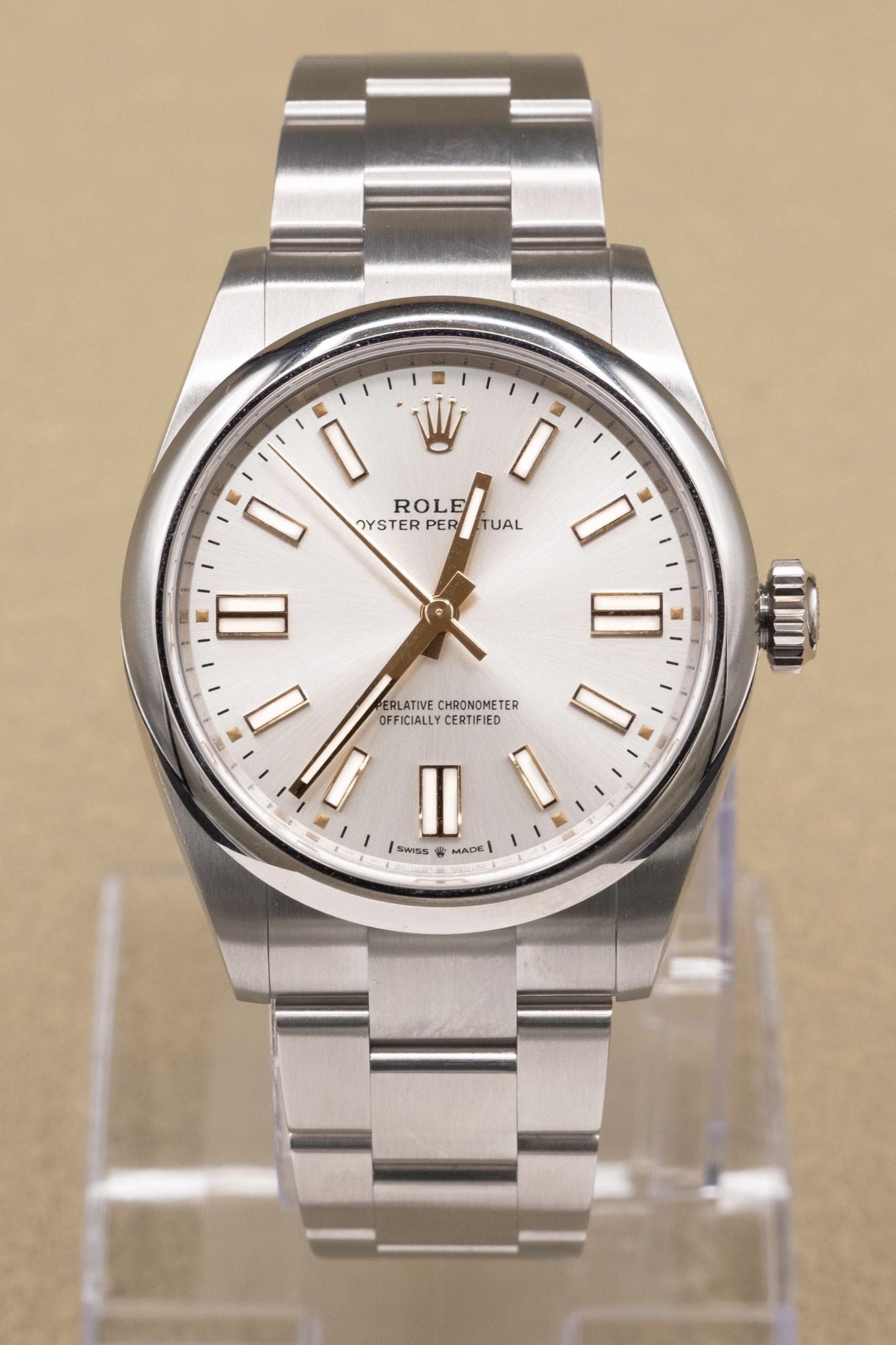 Rolex Oyster Perpetual 41 Silver Dial on Oyster 134300 Complete 2026