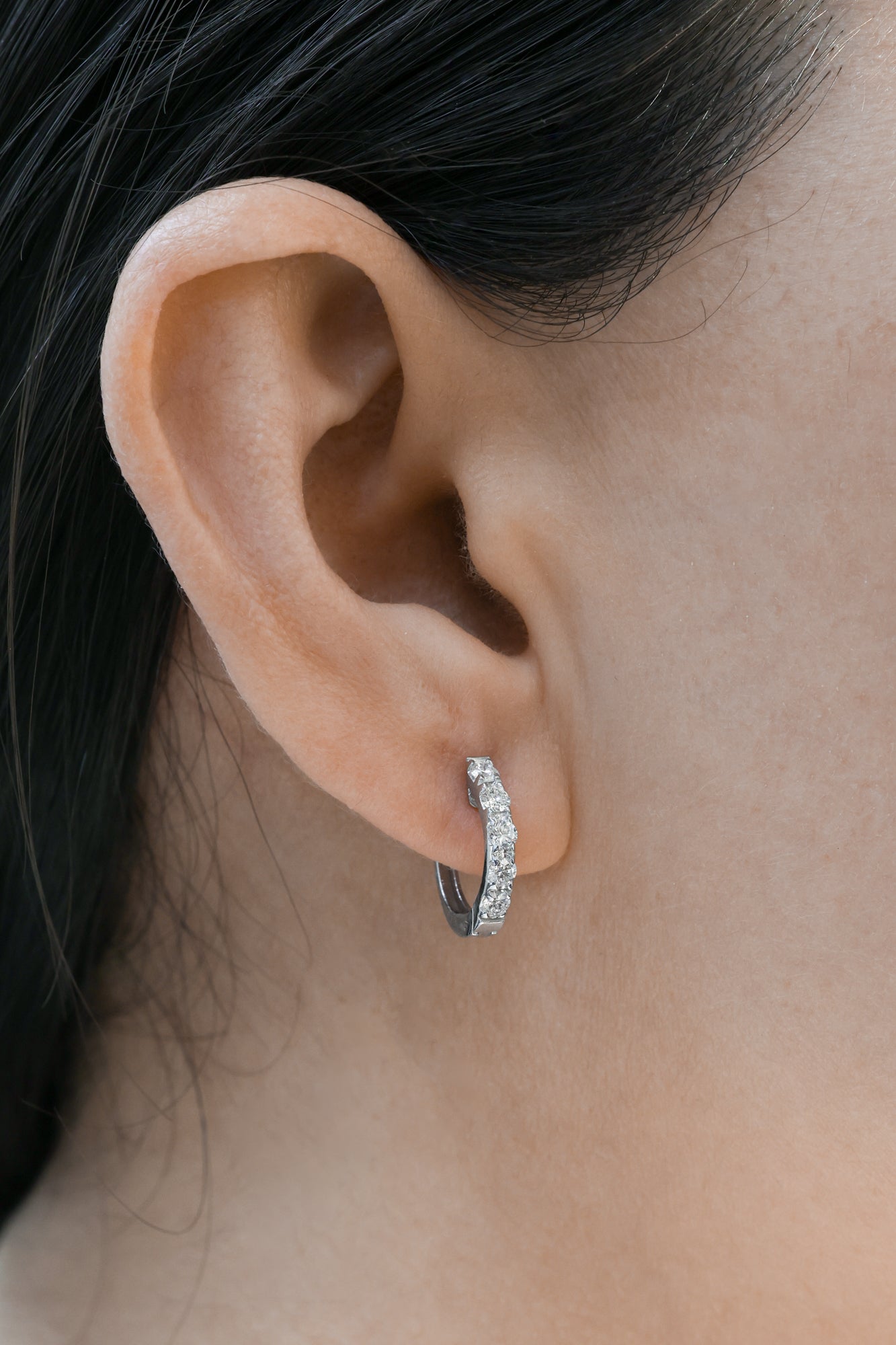 14KT Gold Round Natural Diamond Huggies Earrings 0.66ctw E-66H