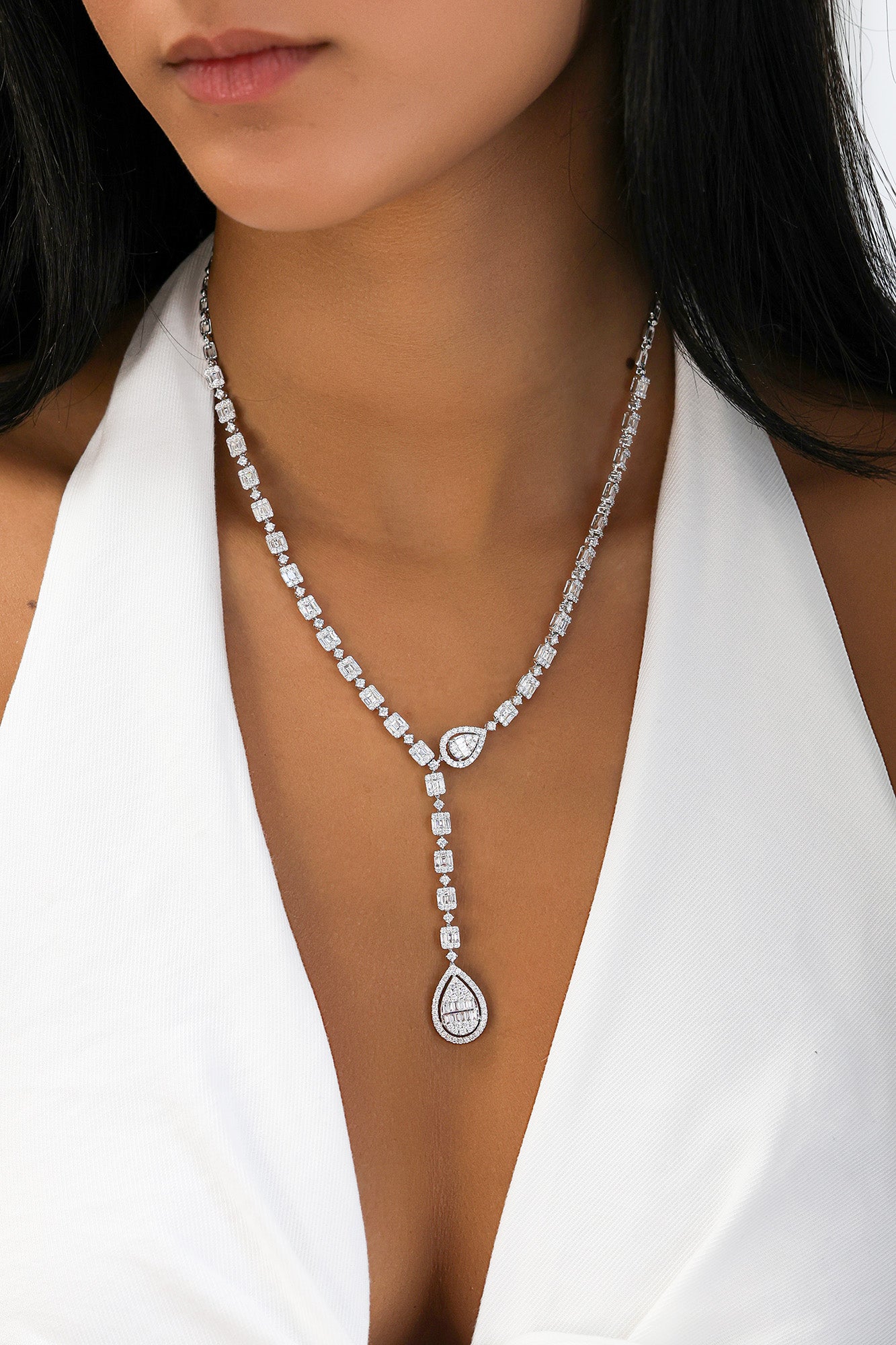 18K White Gold Round & Baguette Natural Diamond Necklace 26.2ct N-584