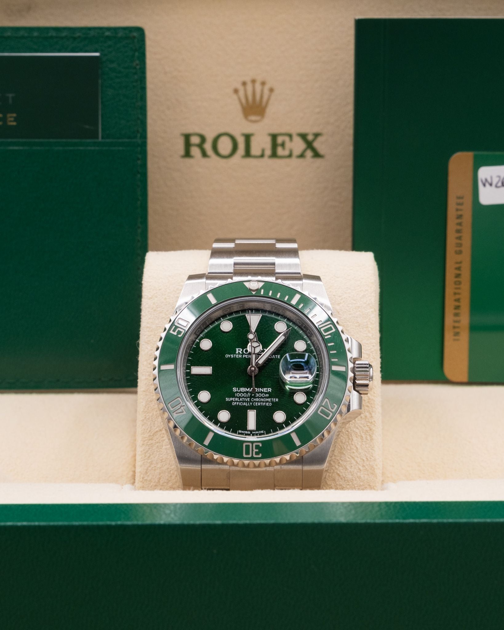 Rolex Submariner Hulk Green Dial on Oyster 116610LV Complete 2019