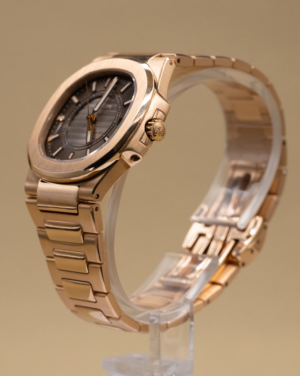 Patek Phillippe Nautilus Smoke Brown Dial on Rose Gold 7011/1R-010 Papers 2009