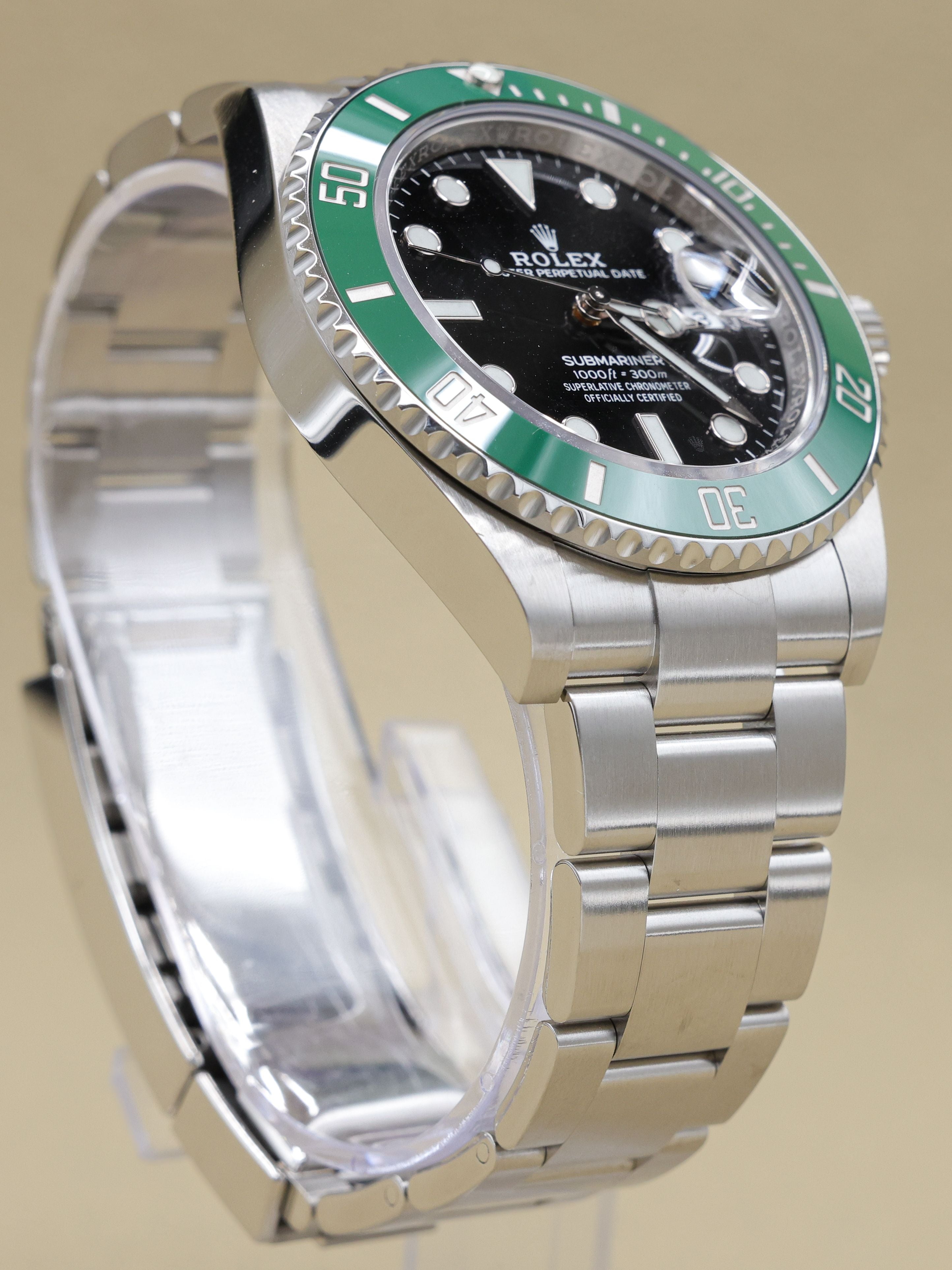 Rolex Submariner Black Dial on Oyster 126610LV Complete 2022