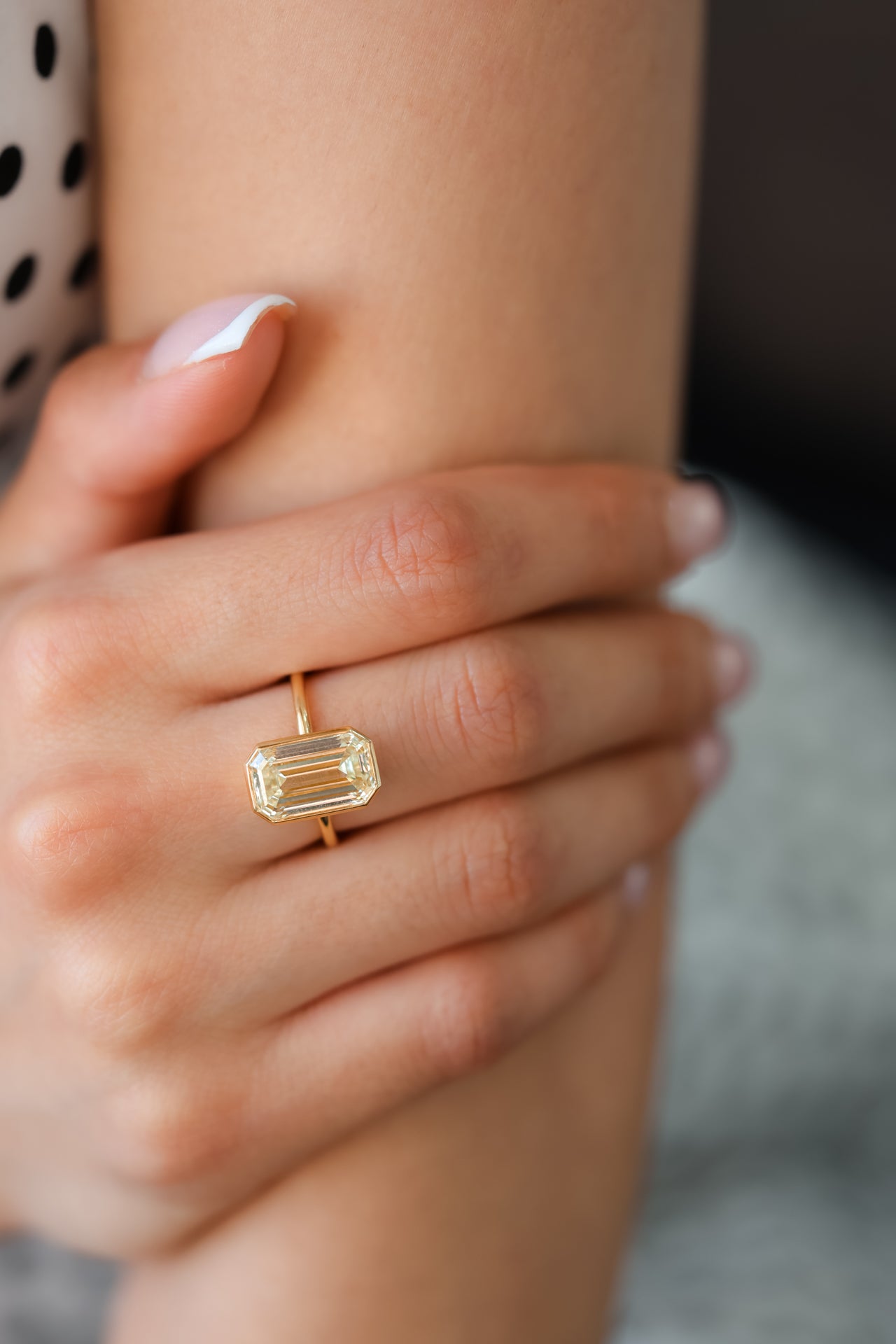 Emerald Cut Diamond 18KT Yellow Gold Engagement Ring 5.02ct R-502EC