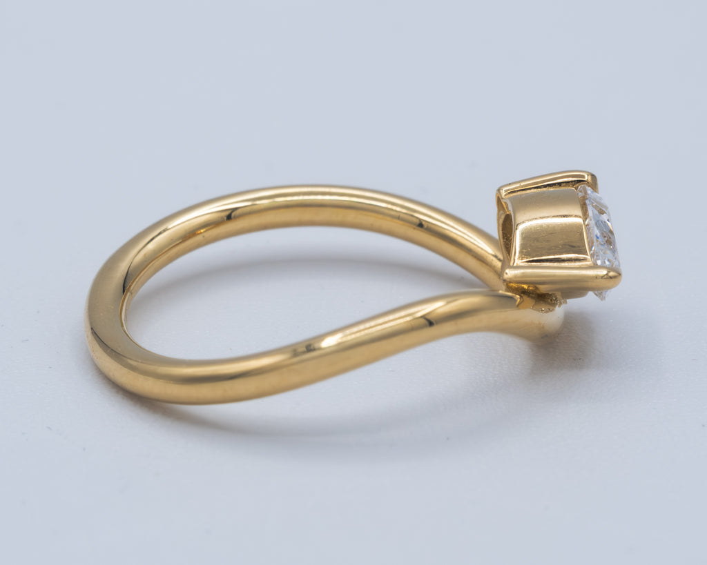 Yellow Gold Wavy Stack Ring Fashion Ring 0.63 cts.