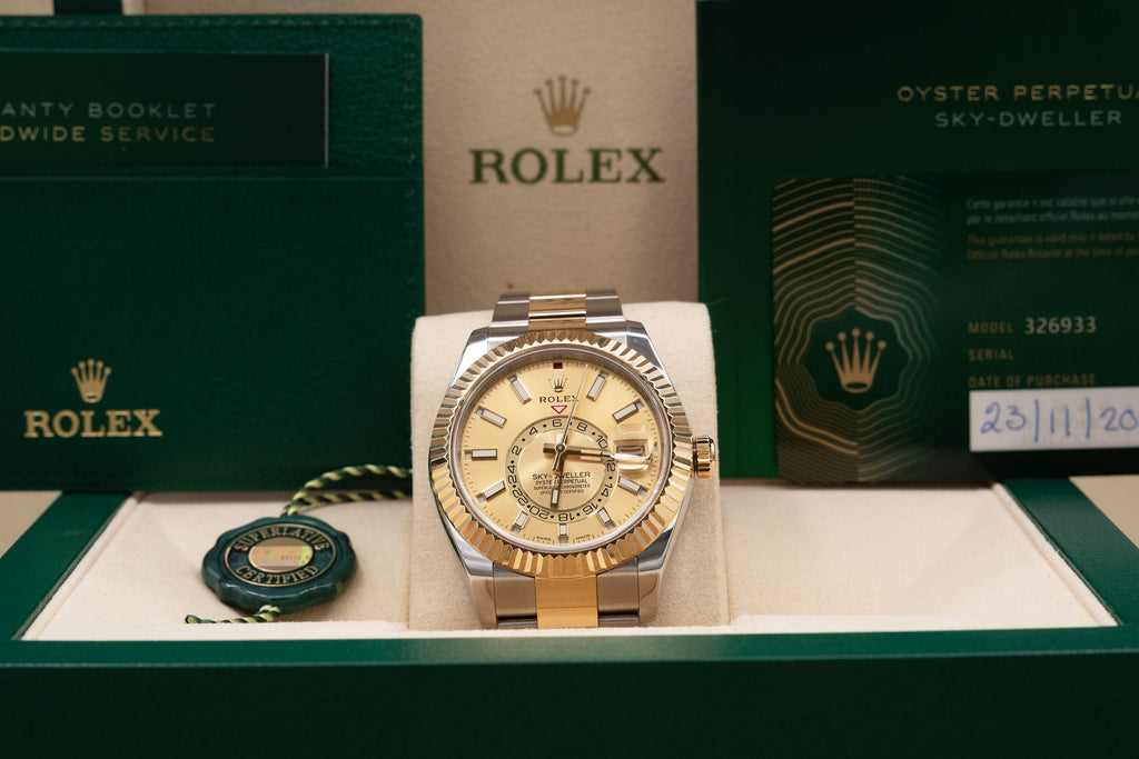 Rolex SkyDweller Champagne Dial on Oyster 326933 Complete 2022