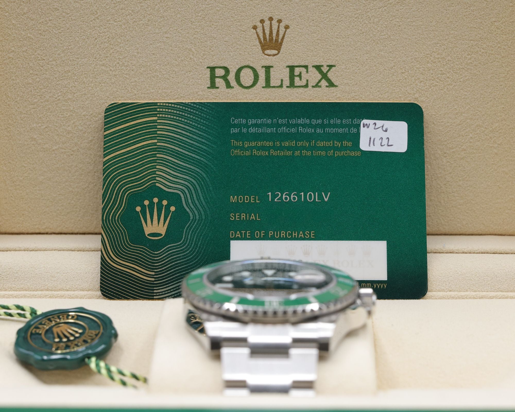 Rolex Submariner Black Dial on Oyster 126610LV Complete 2022
