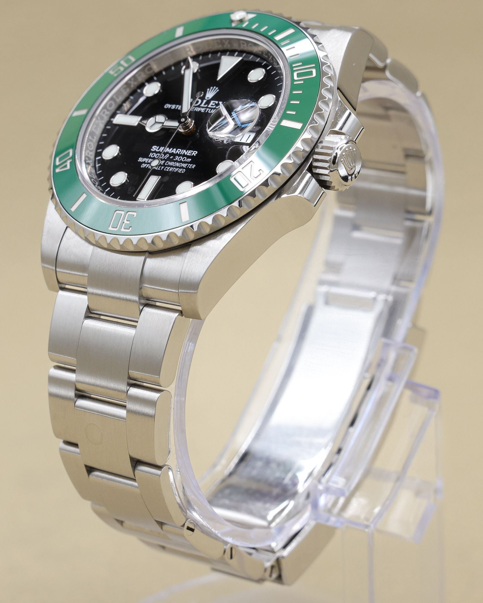 Rolex Submariner Black Dial on Oyster 126610LV Complete 2022