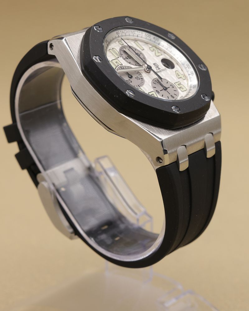 Audemars Piguet Royal Oak Offshore White Dial on Rubber Strap 25940SK.OO.D002CA.02.A 2010
