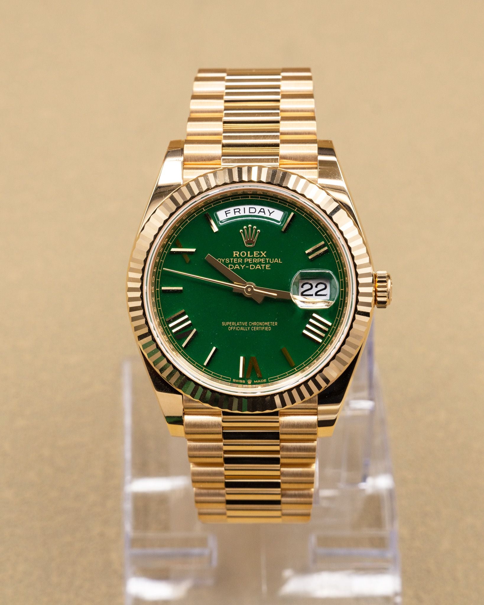 Rolex Day-Date 40 Green Roman Dial on President 228238 Complete 2026