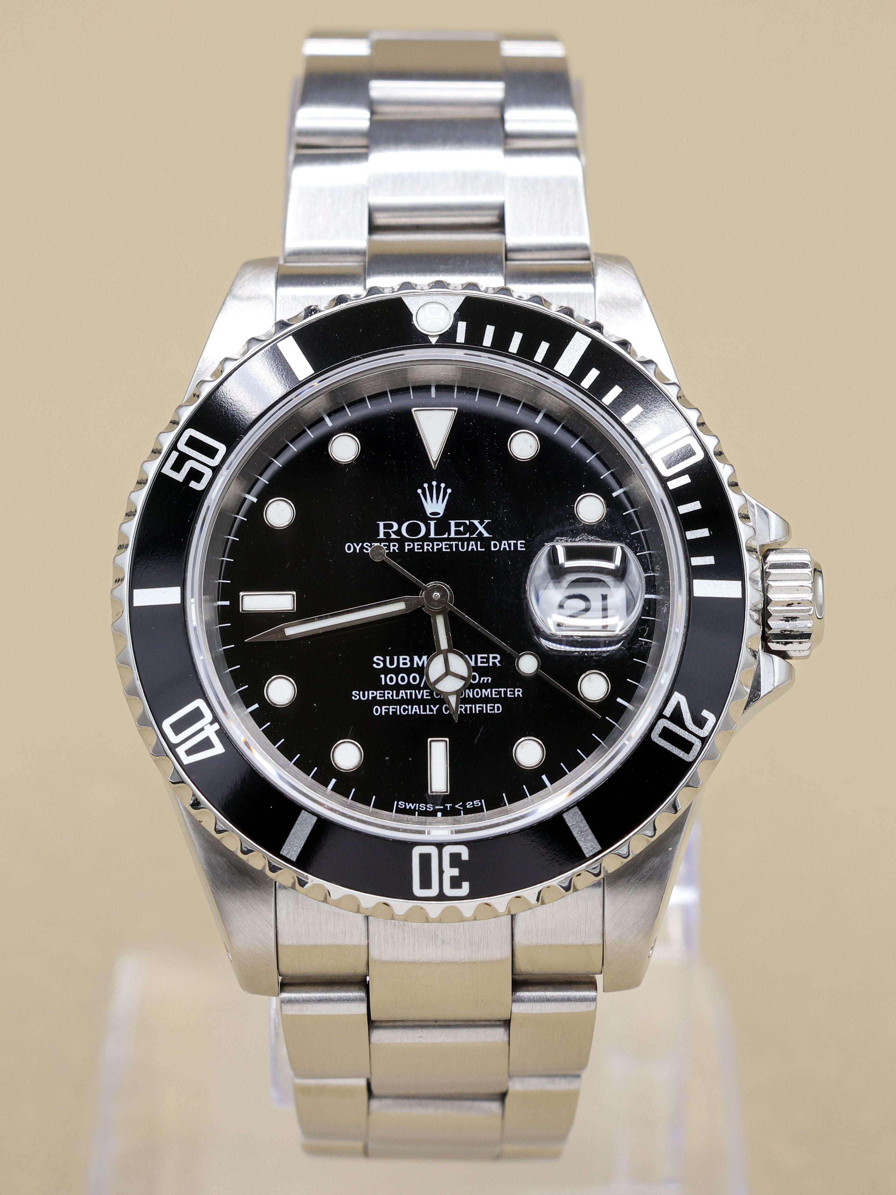 Rolex Submariner Black Dial on Oyster 16610 2001