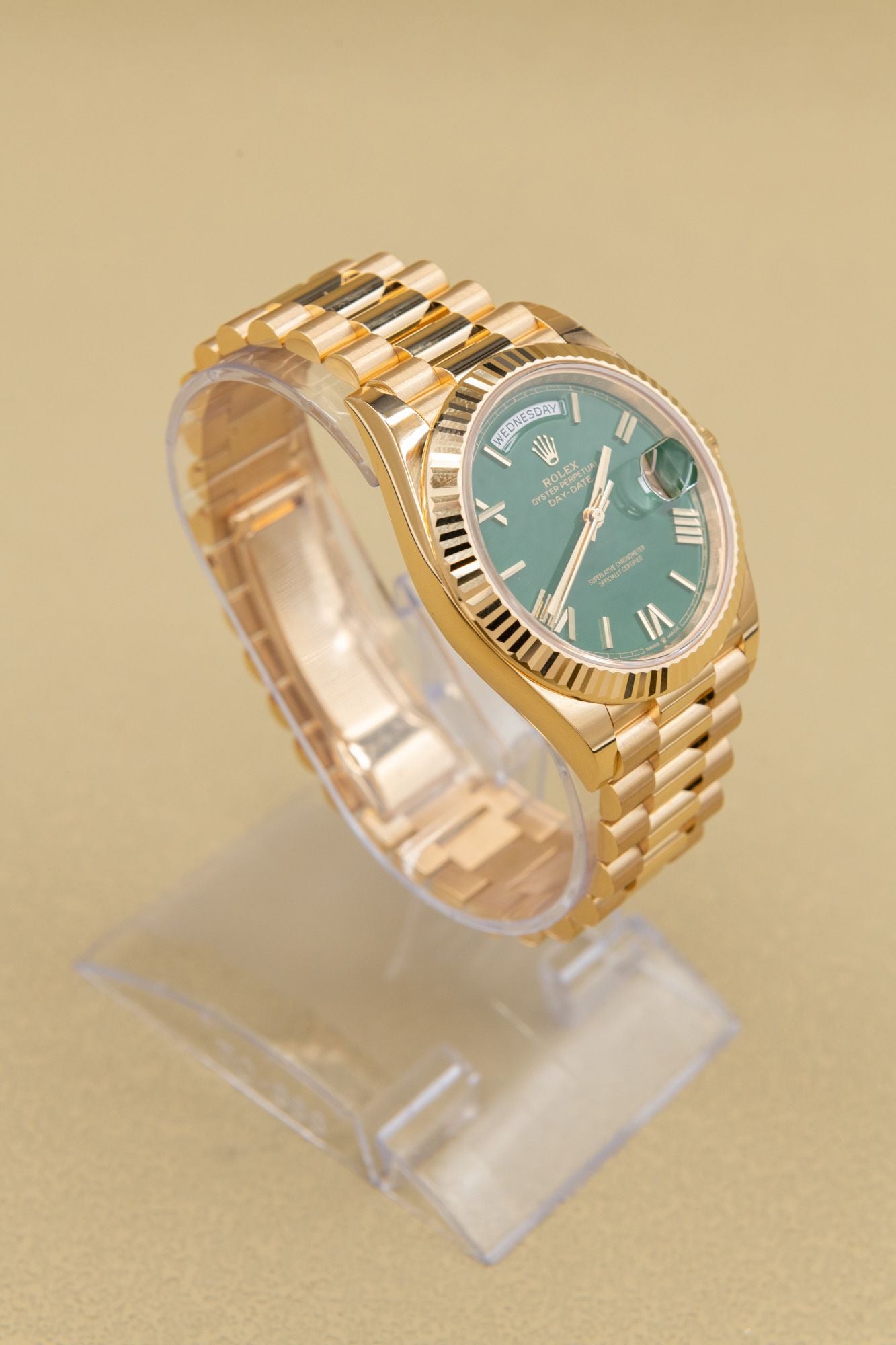 Rolex Day-Date 40 Green Roman Dial on President 228238 Complete 2026