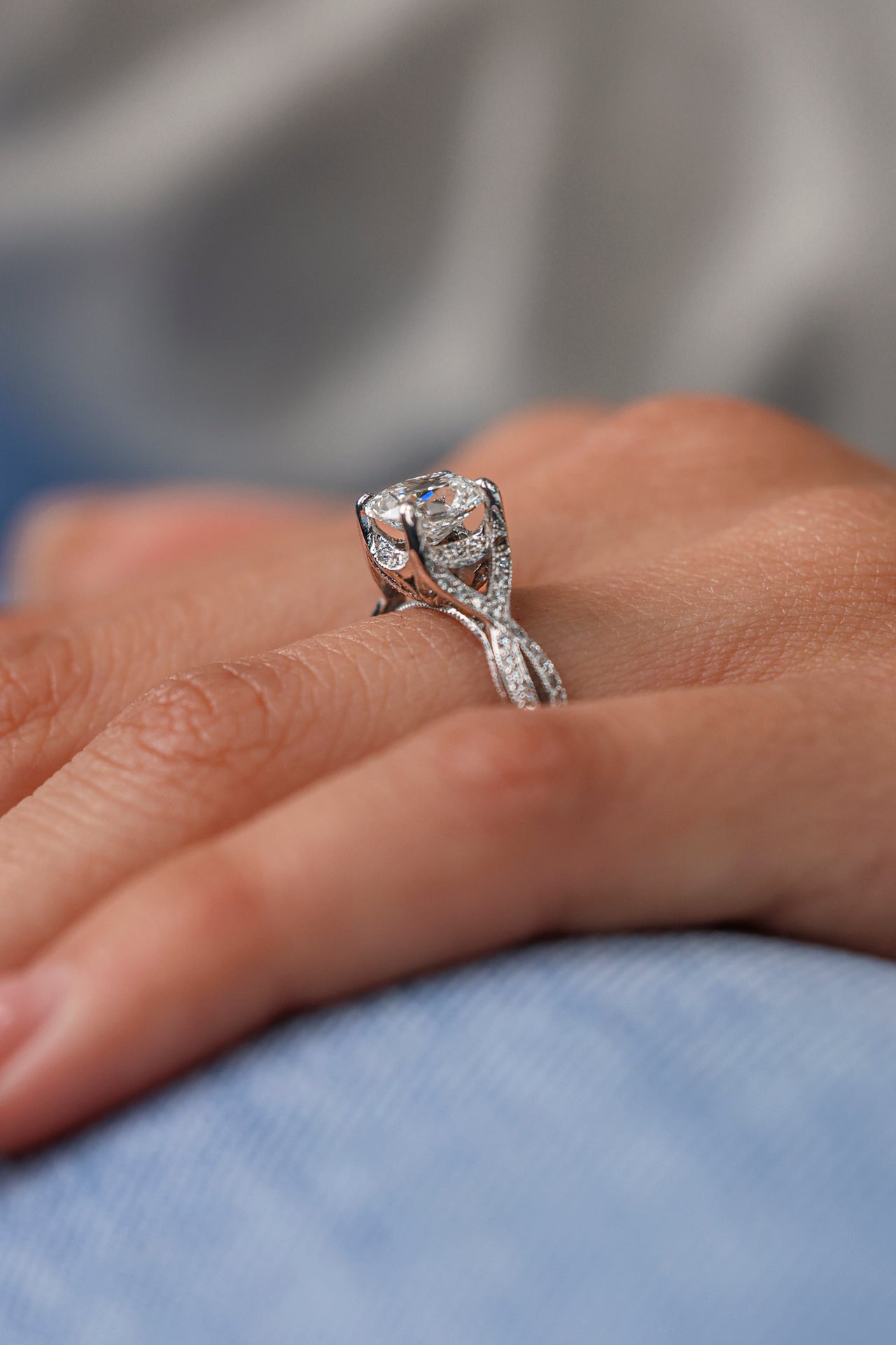 Tacori Pavé Round Natural Diamond Engagement Ring 2.08ct R-241