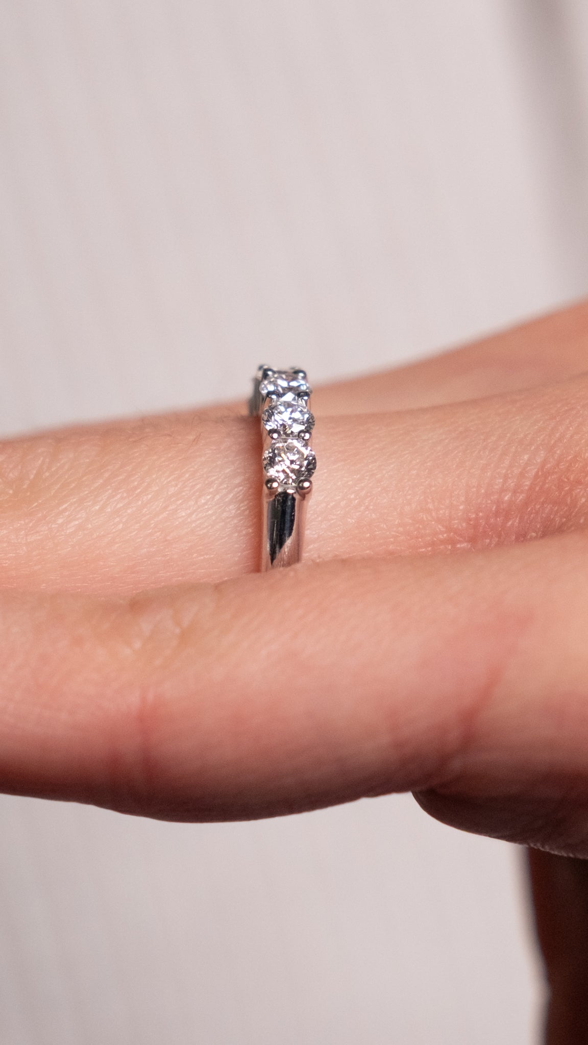 White Gold - Men's Band 1.05 cts.