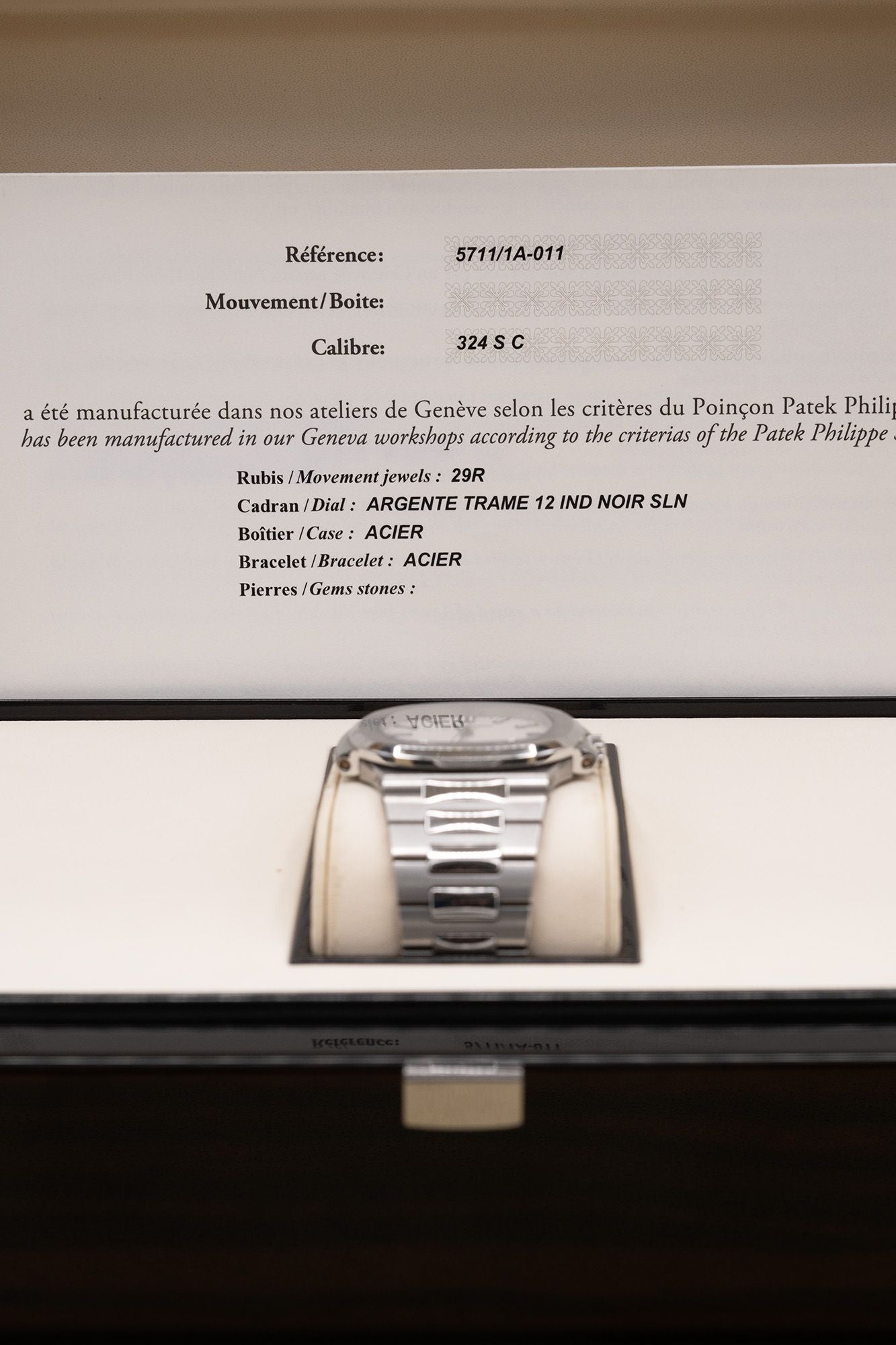 Patek Philippe Nautilus White Dial on Bracelet 5711/1A-011 Complete 2019