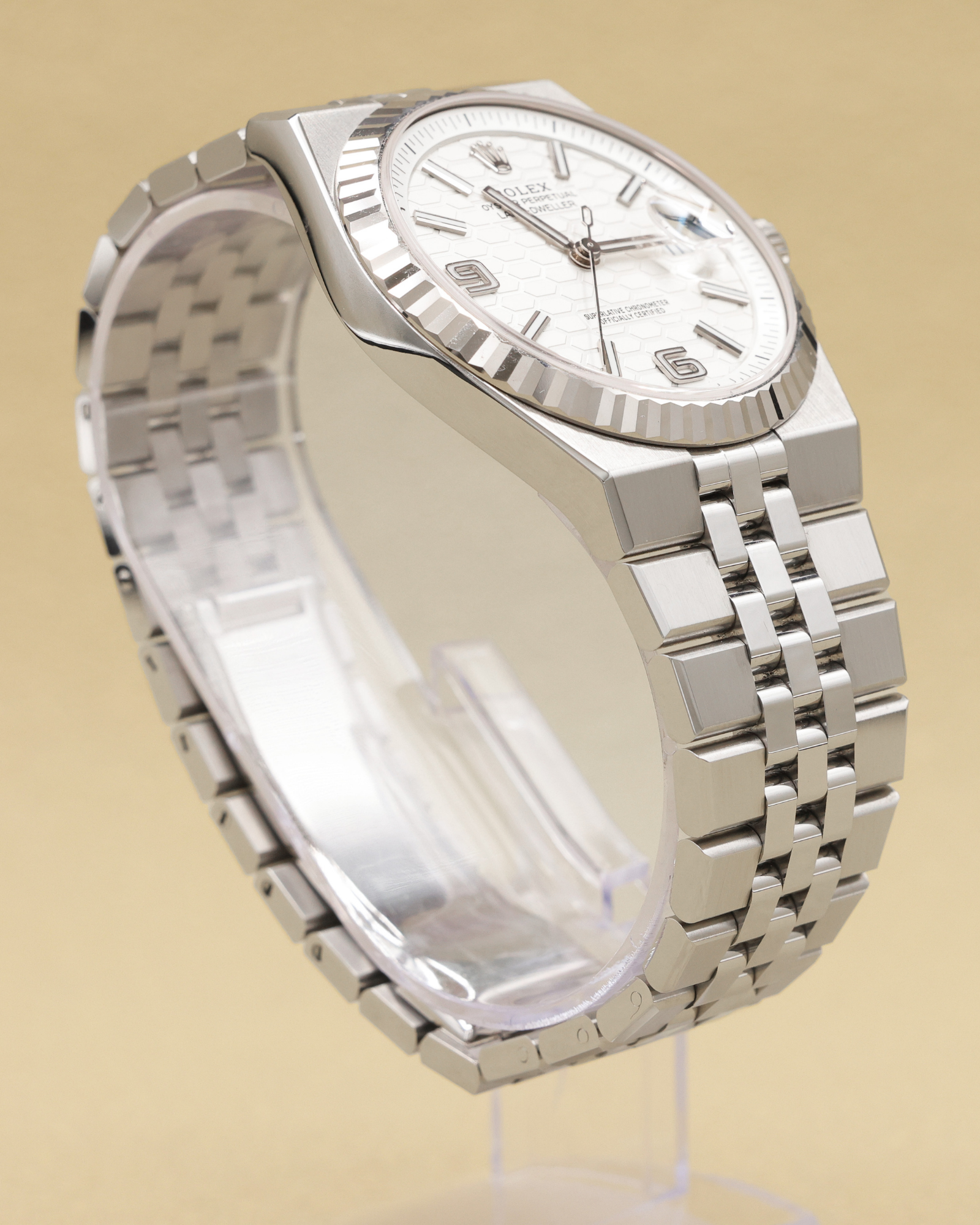 Rolex Land-Dweller 40 Intense White, Honeycomb Motif Dial on Flat Jubilee 127334 Complete 2025