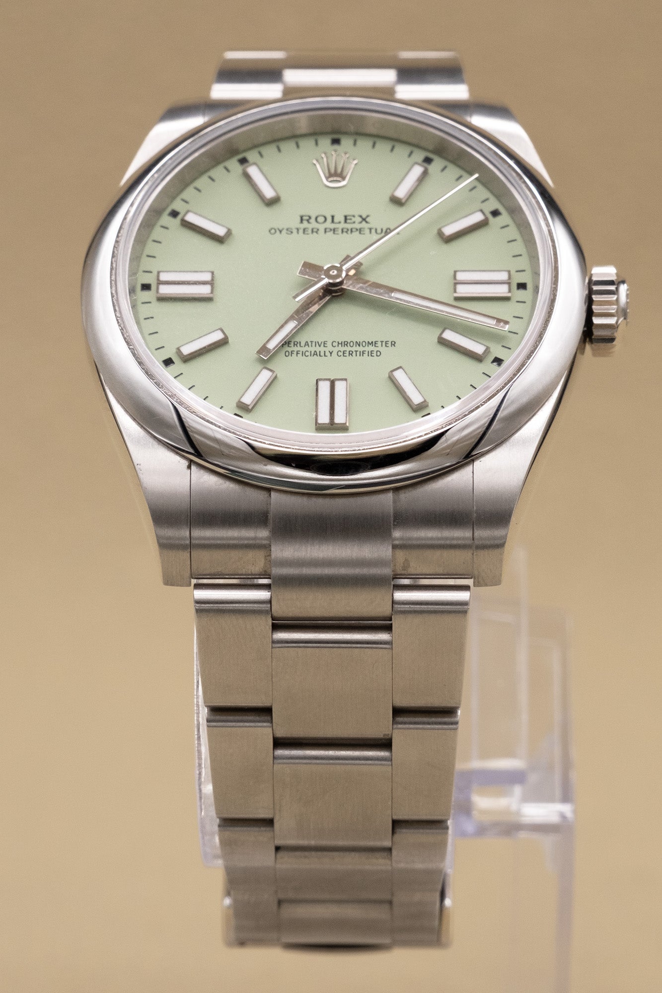 Rolex Oyster Perpetual 41 Pistachio Dial on Oyster 134300 Complete 2025