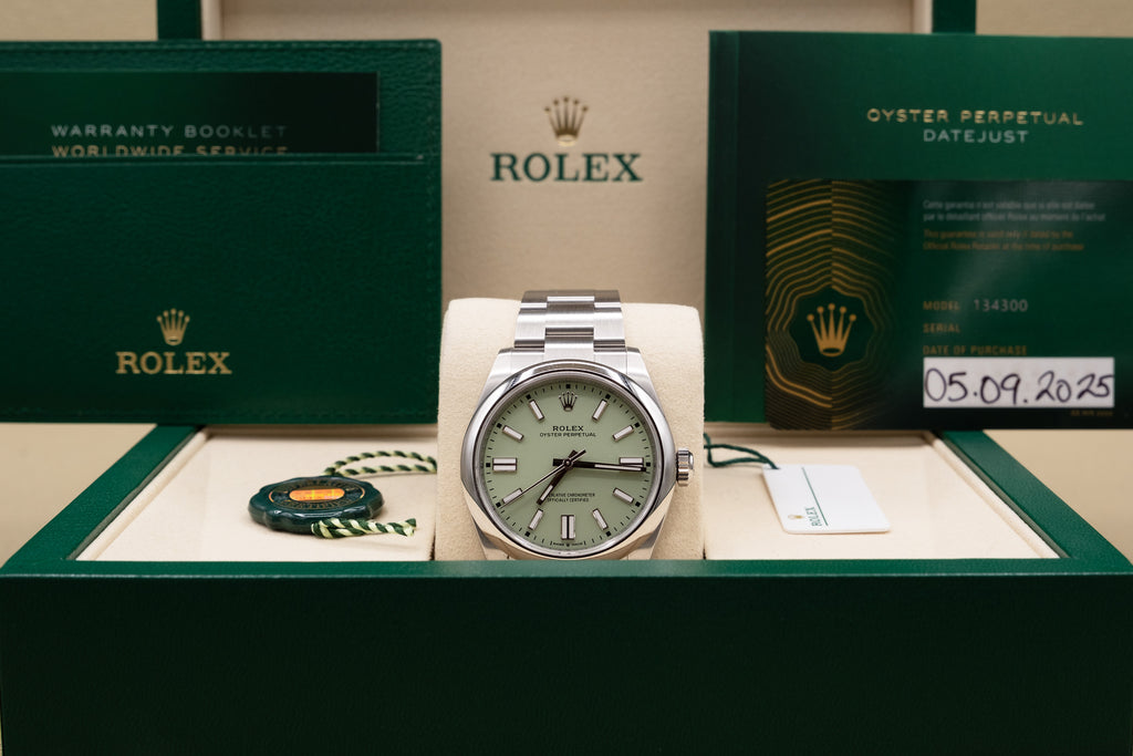 Rolex Oyster Perpetual 41 Pistachio Dial on Oyster 134300 Complete 2025