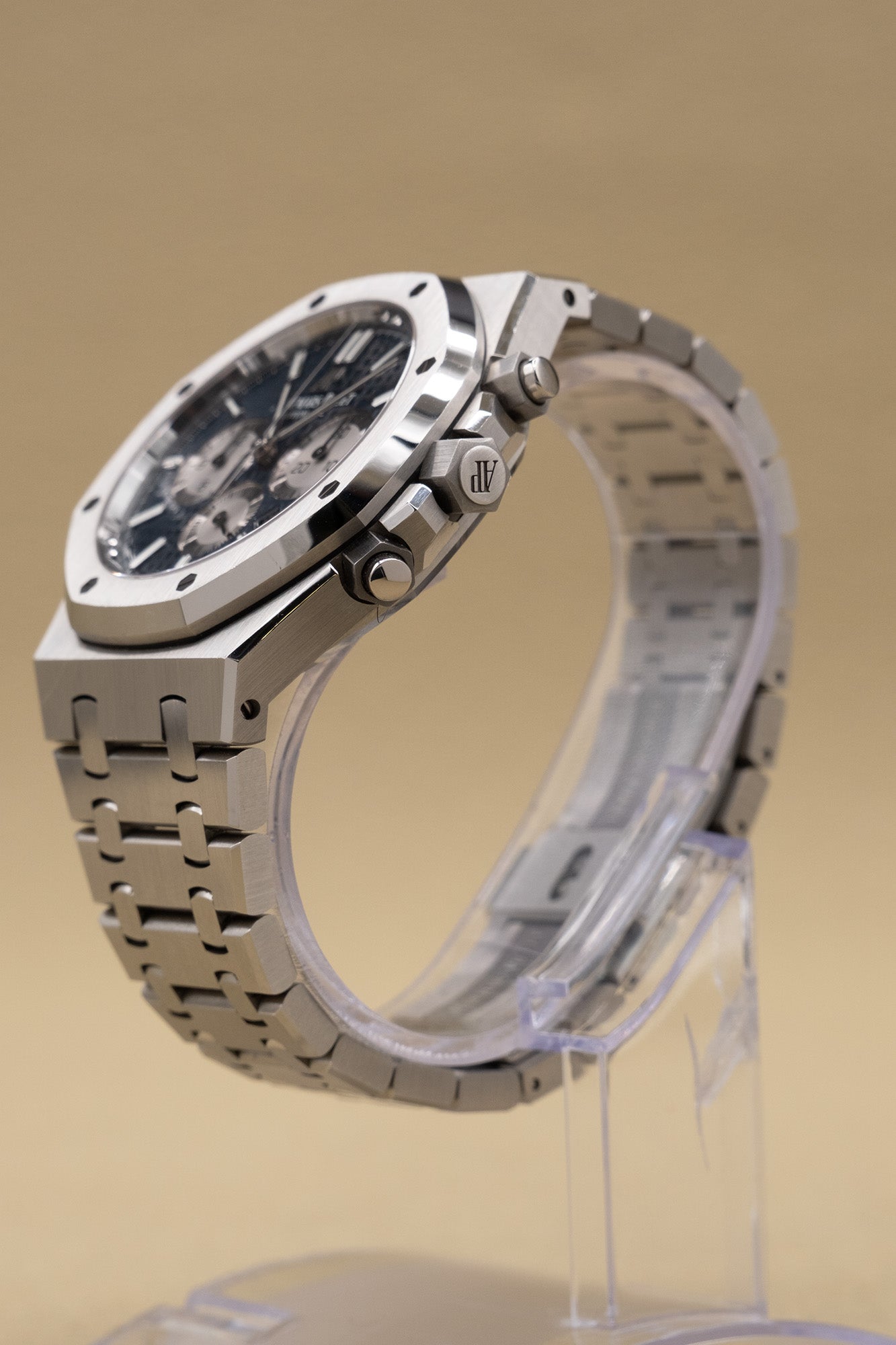Audemars Piguet Royal Oak Chronograph Blue Dial on Bracelet 26331ST.OO.1220ST.01 Complete