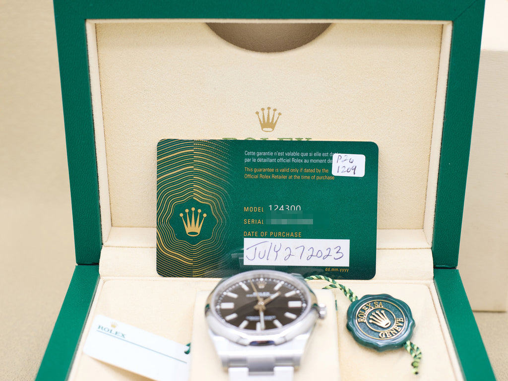 Rolex Oyster Perpetual 41 Black Index Dial on Oyster 124300 Complete 2023