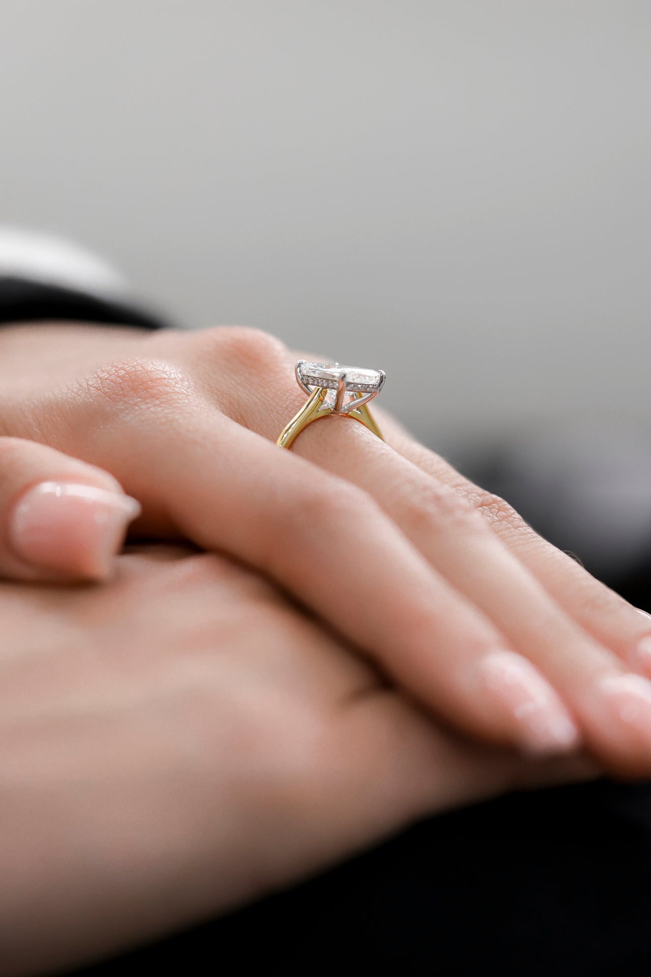 Cushion Solitaire 18KT Yellow Gold Engagement Ring 3.01ct R-301CU