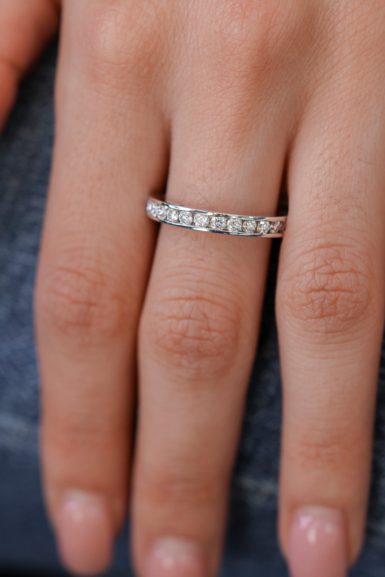 Round Diamond Channel 18KT White Gold Eternity Band Ring 1.5ct R-03546